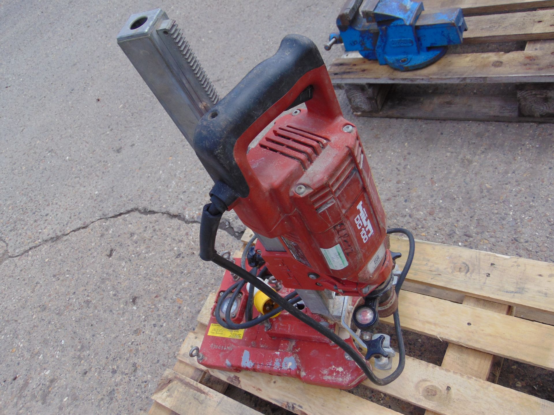 HILTI DD100 Diamond Core Drill 110v + DD100-RA Drilling Rig stand