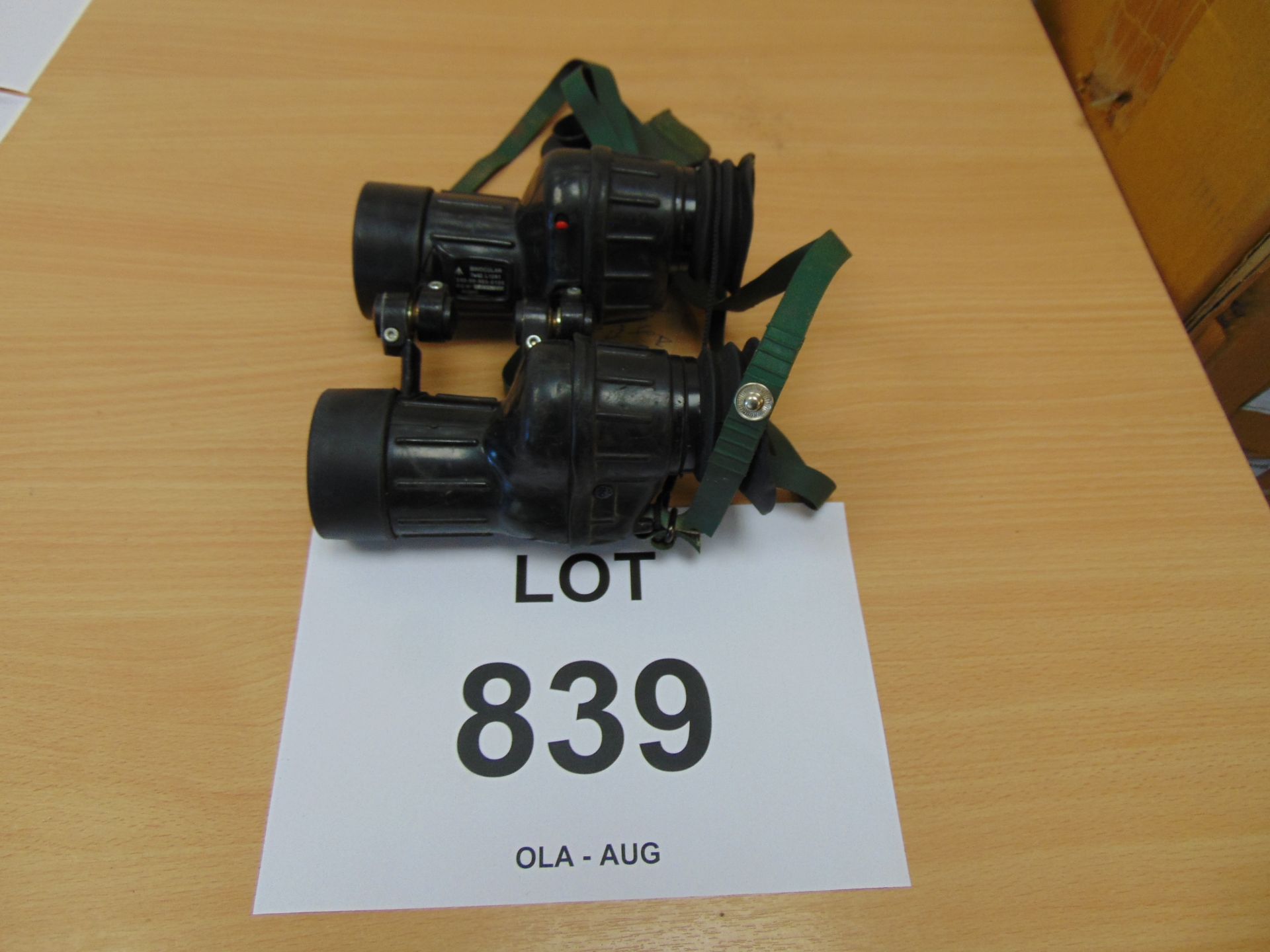1 x Pair of Avimo L12A1 Self Focusing British Army Binos with graticule in mils 7x42 c/w filters - Image 5 of 5