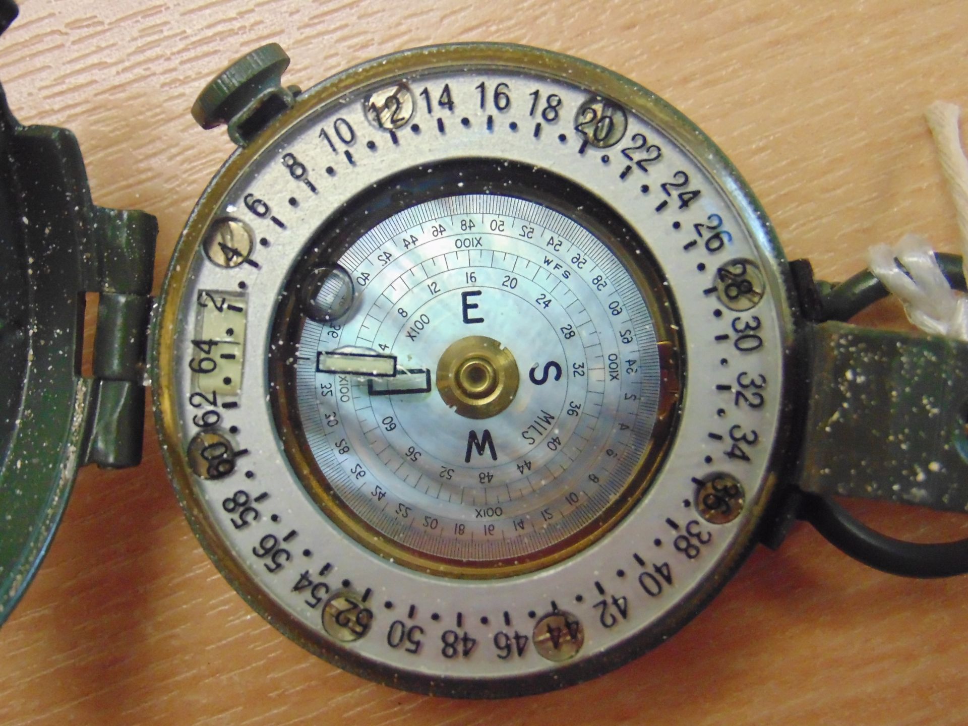 STANLEY LONDON BRASS BRITISH ARMY PRISMATIC COMPASS IN MILS UNISSUED - Image 3 of 6