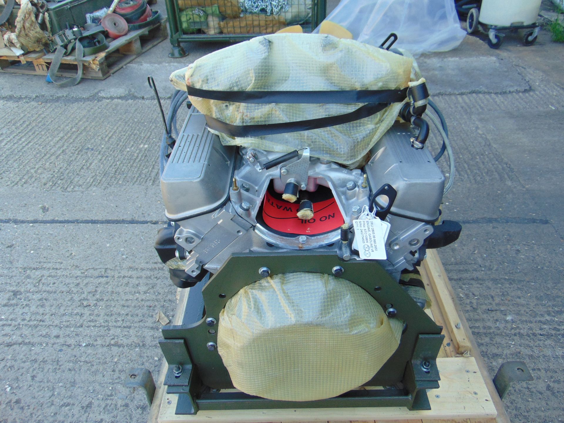 Fully Reconditioned Land Rover V8 Engine c/w all Accessories, as shown in Crate etc - Image 7 of 21
