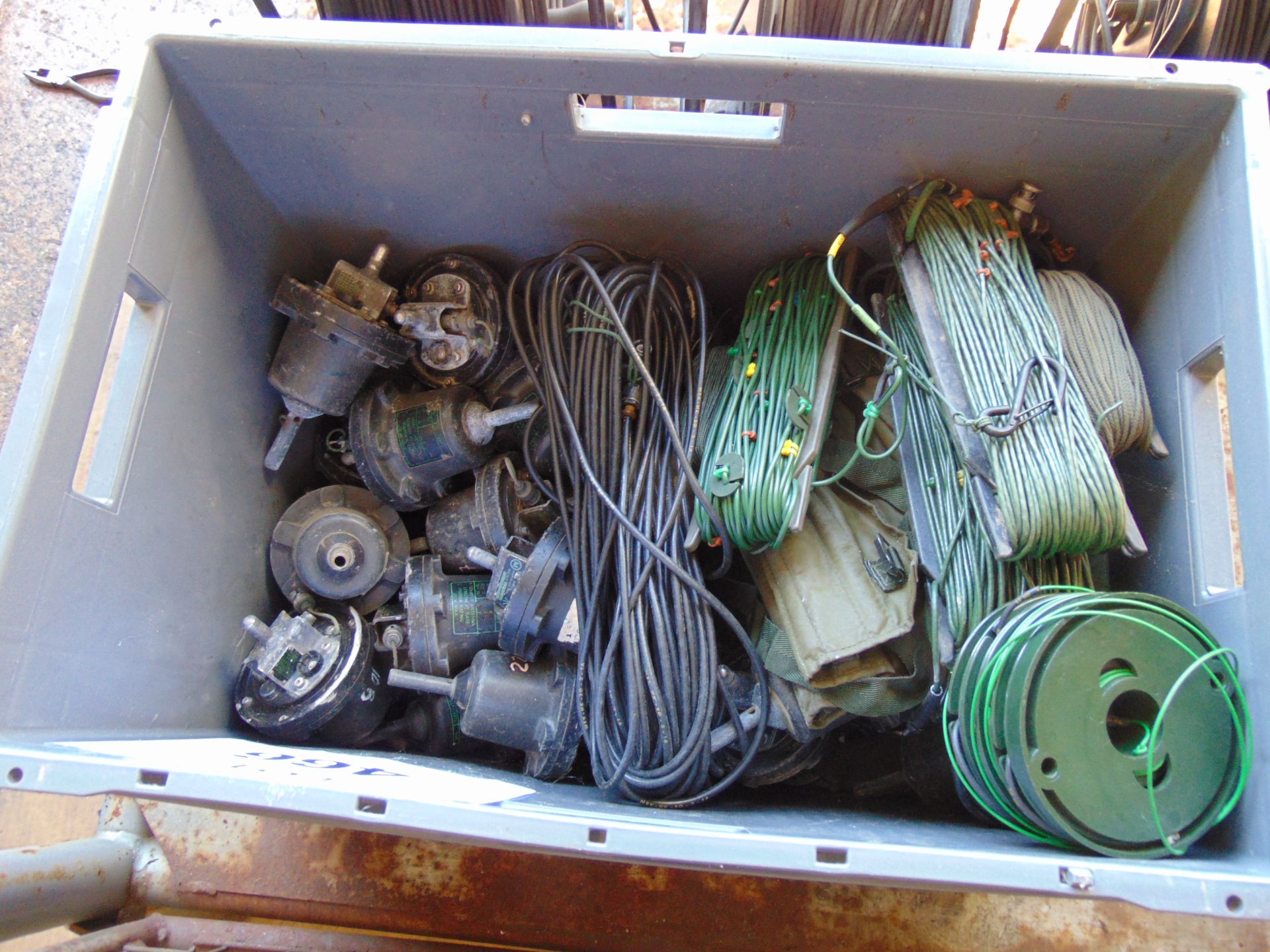 Antenna Equipment - Image 2 of 4