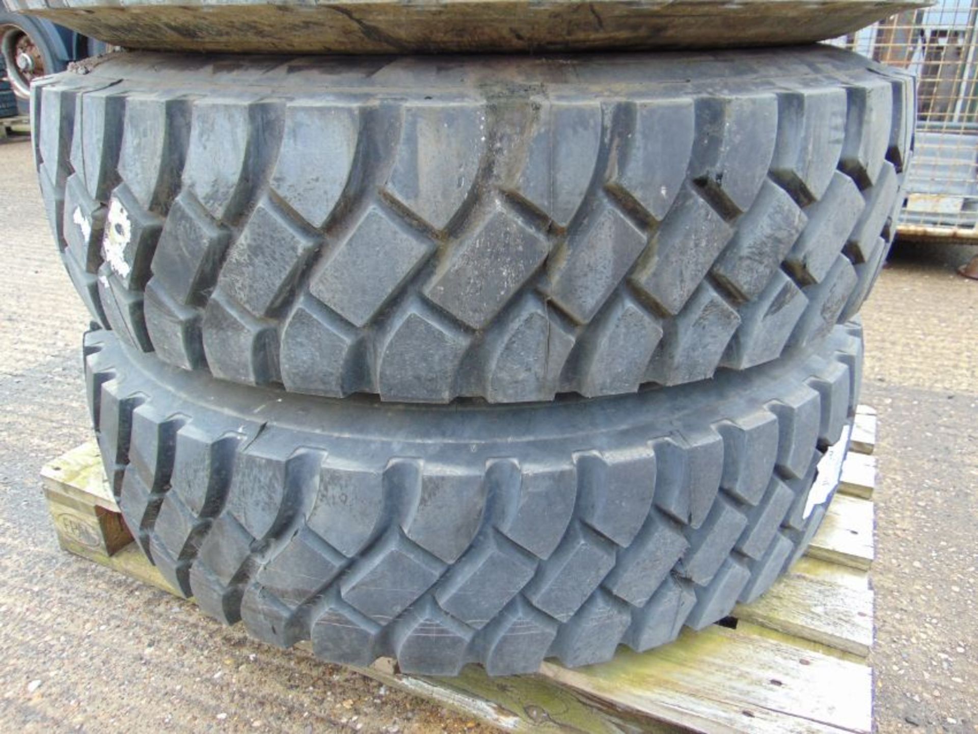 Qty 4 x Goodyear 12.00R20 G388 Unisteel tyres - Image 3 of 8