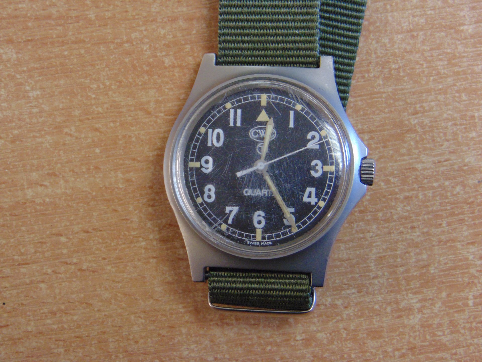 CWC W10 BRITISH ARMY SERVICE WATCH NATO MARKS DATED 1998 - Image 2 of 8