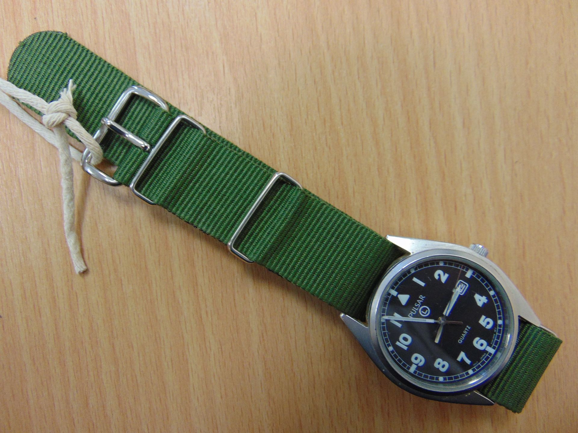 PULSAR BRITISH ARMY SERVICE WATCH NATO MARKS DATE 2001