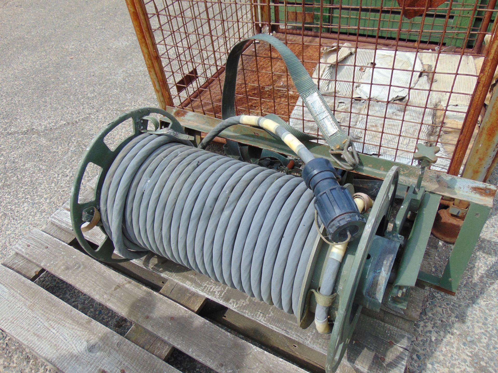 1 Large Cable Reel of HD 3 Phase Power Cable c/w Generator Plugs - Image 2 of 5