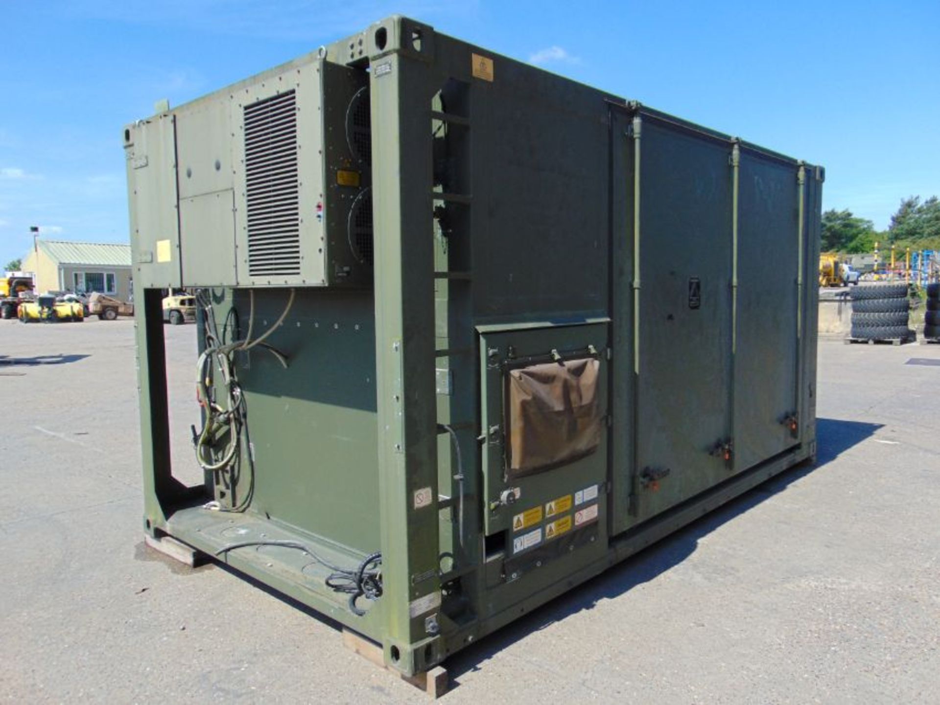 Rapidly Deployable Containerised Insys Ltd Integrated Biological Detection/Decontamination System - Bild 6 aus 33