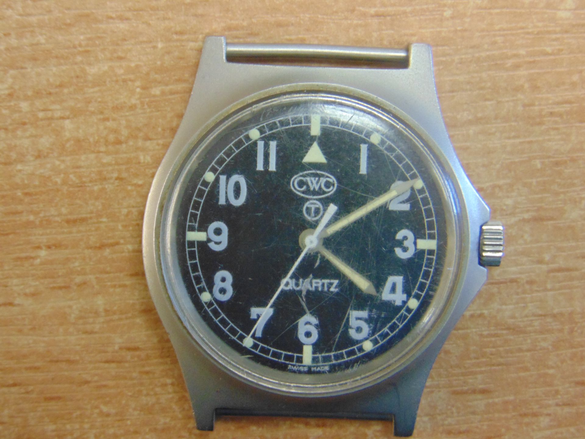 CWC W10 BRITISH ARMY SERVICE WATCH NATO MARKS DATE 1991 *GULF WAR*