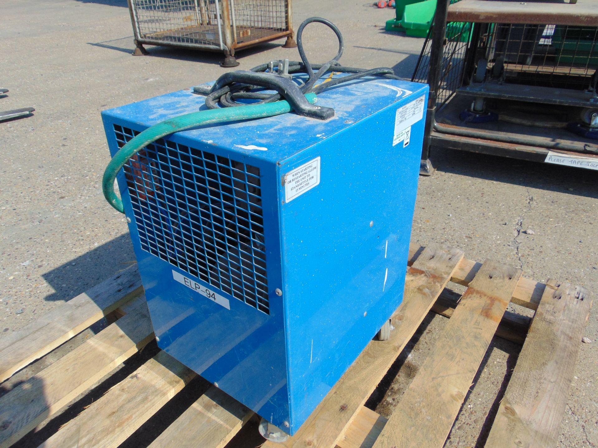 Broughton CR40 - 40 Litre Commercial Dehumidifier - Image 3 of 5