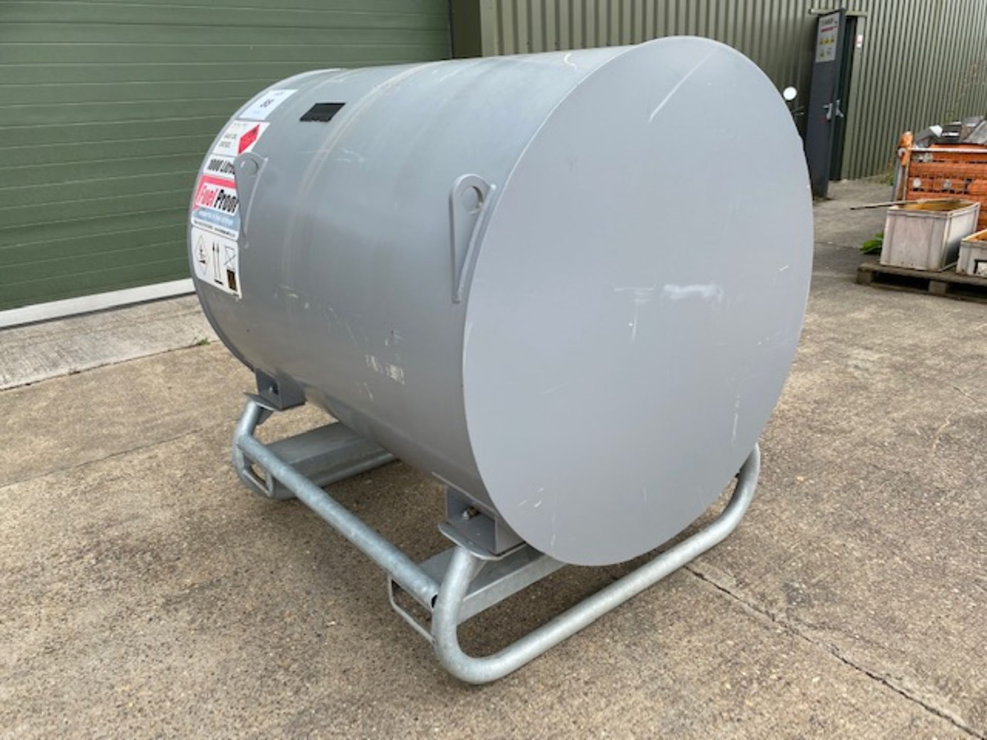 Fuelproof 1000 litre bunded Demountable fuel tank Hardly Used - Image 4 of 16