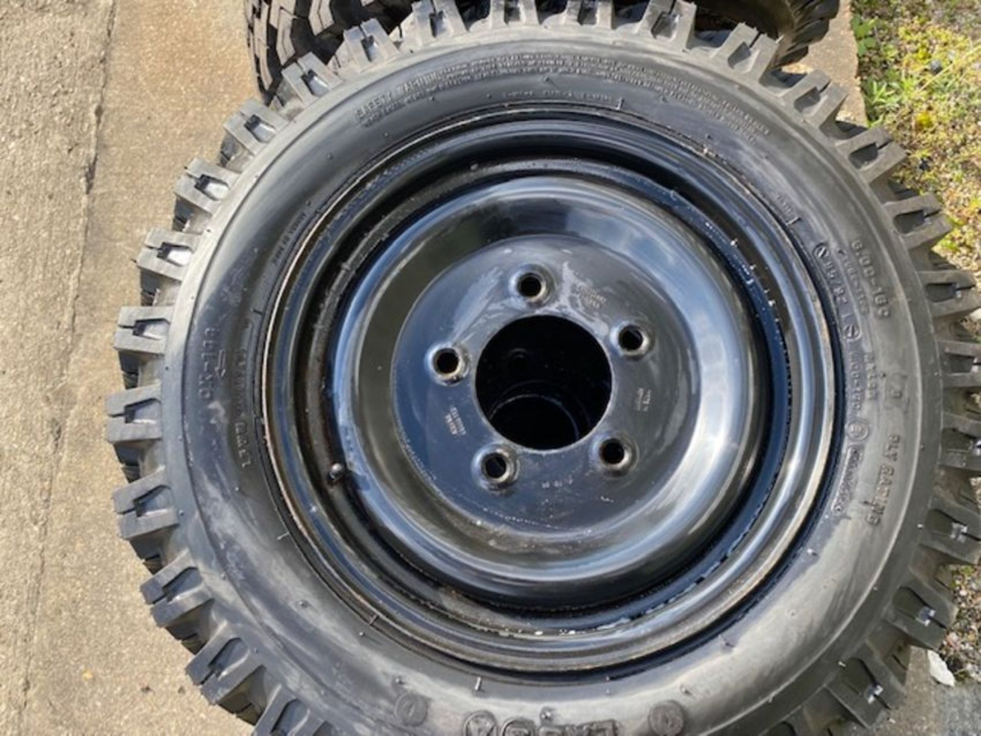 5 x Lassa 6.00x16, 6 ply rating tyres unused on 5 stud trailer rims - Image 7 of 10