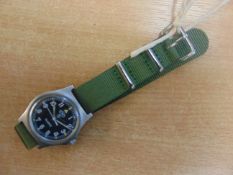 CWC W10 BRITISH ARMY SERVICE WATCH NATO MARKS DATE 2005 WATER RESISTANT TO 5 ATM