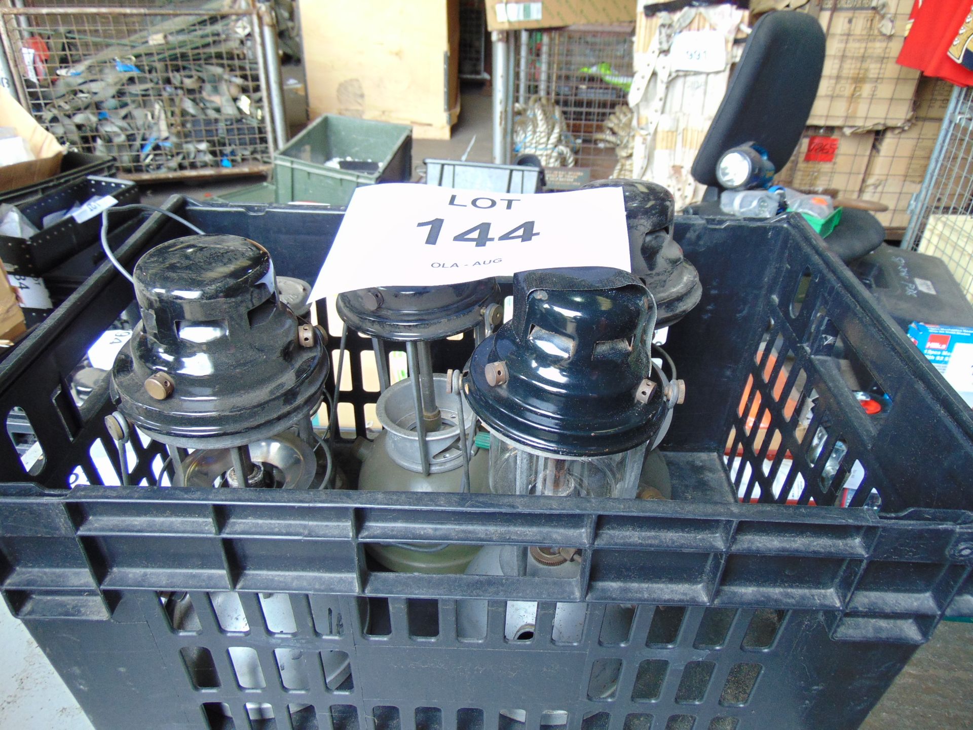 5 x Field Issue Hurricane Lamps as shown - Image 2 of 5