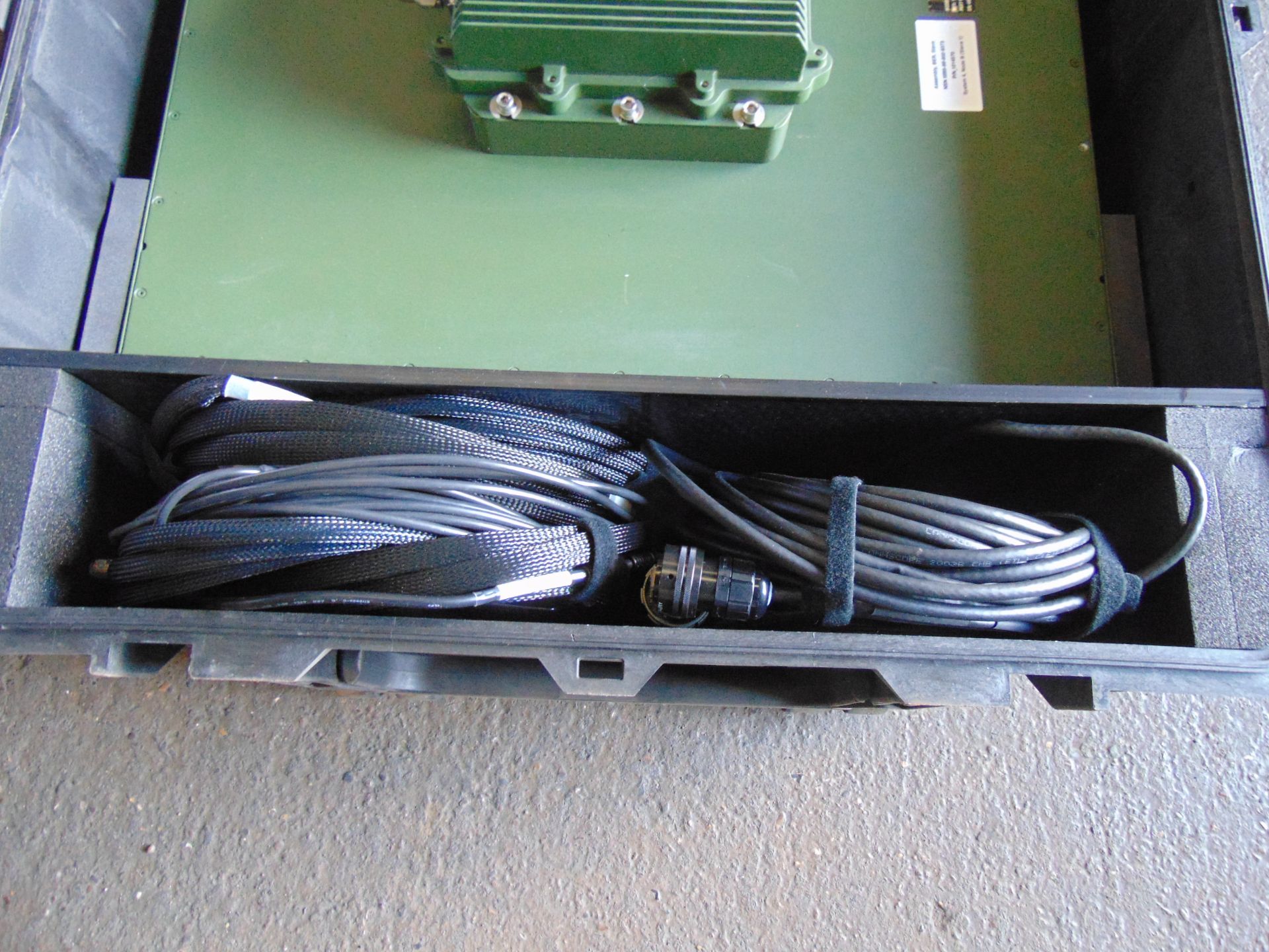 Harris Directional Antenna unit in HD Peli 1690 case with wheels Unissued - Image 4 of 7