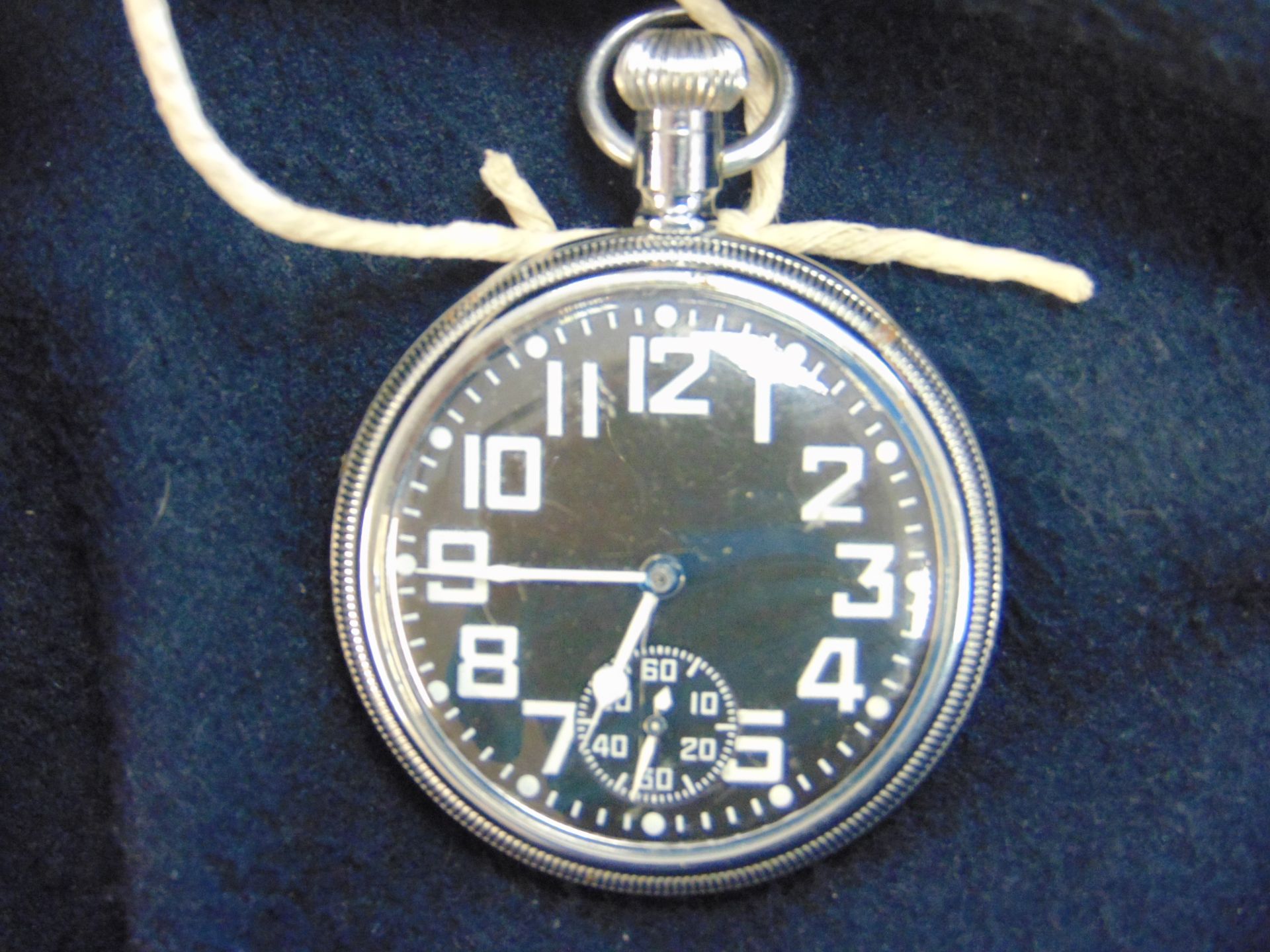 WALTHAM NON LUMINOUS 0552 ROYAL NAVY DECK WATCH ISSUED ONLY TO NUCLEAR SUBMARINE CREW SN. 9073 - Image 8 of 9