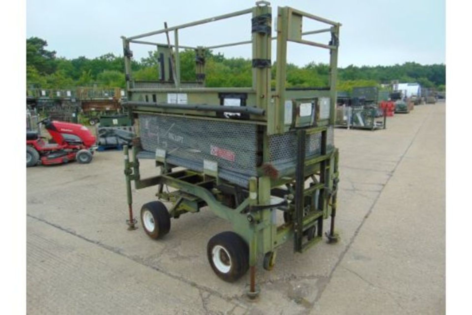 UK Lift Aircraft Hydraulic Access Platform from RAF as Shown - Image 6 of 13