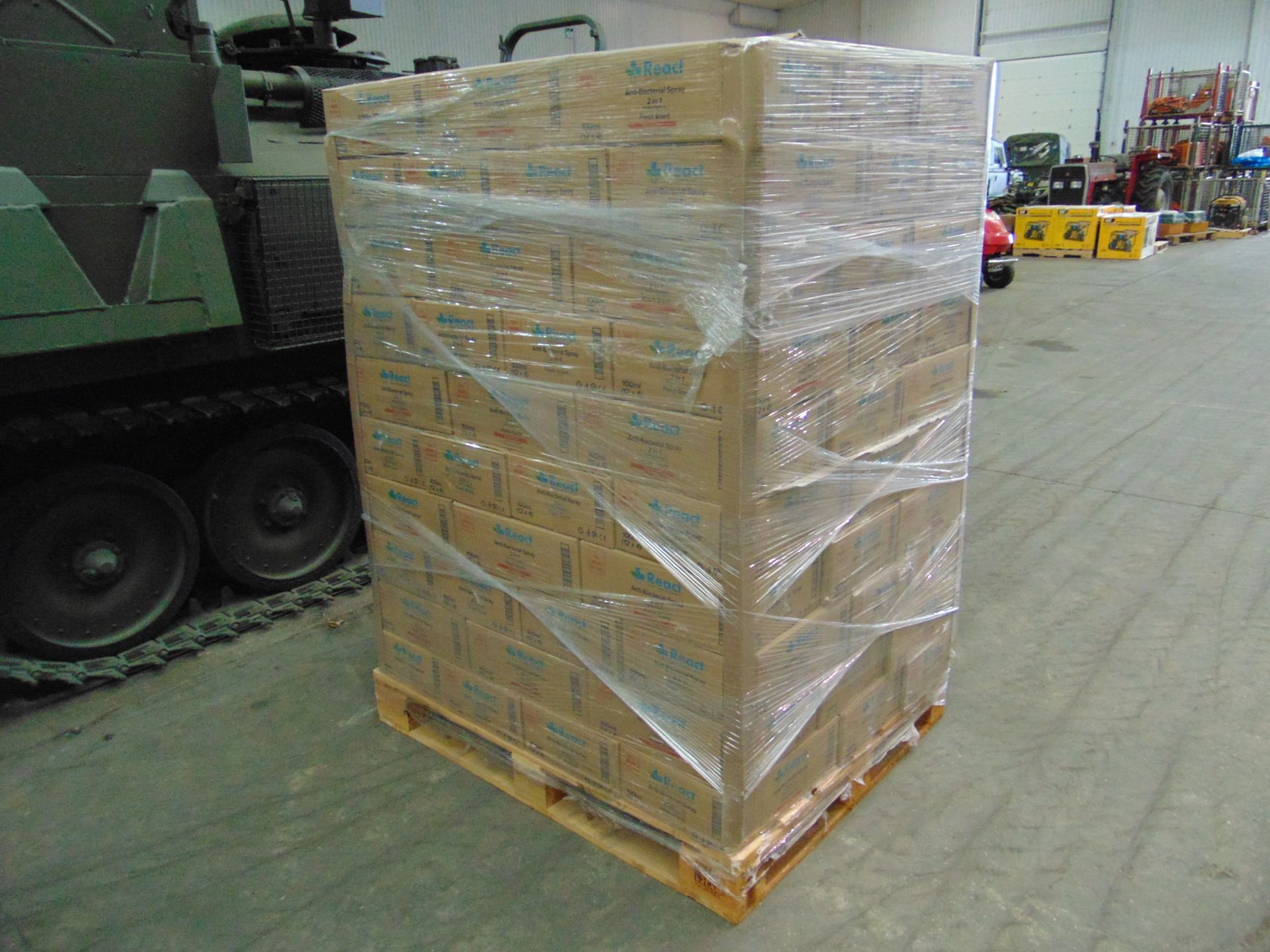 Pallet of 4800x Unused React Anti-Bacterial 80% Alcohol Sanitiser 2in1 Hands & Surfaces Spray - Image 2 of 7