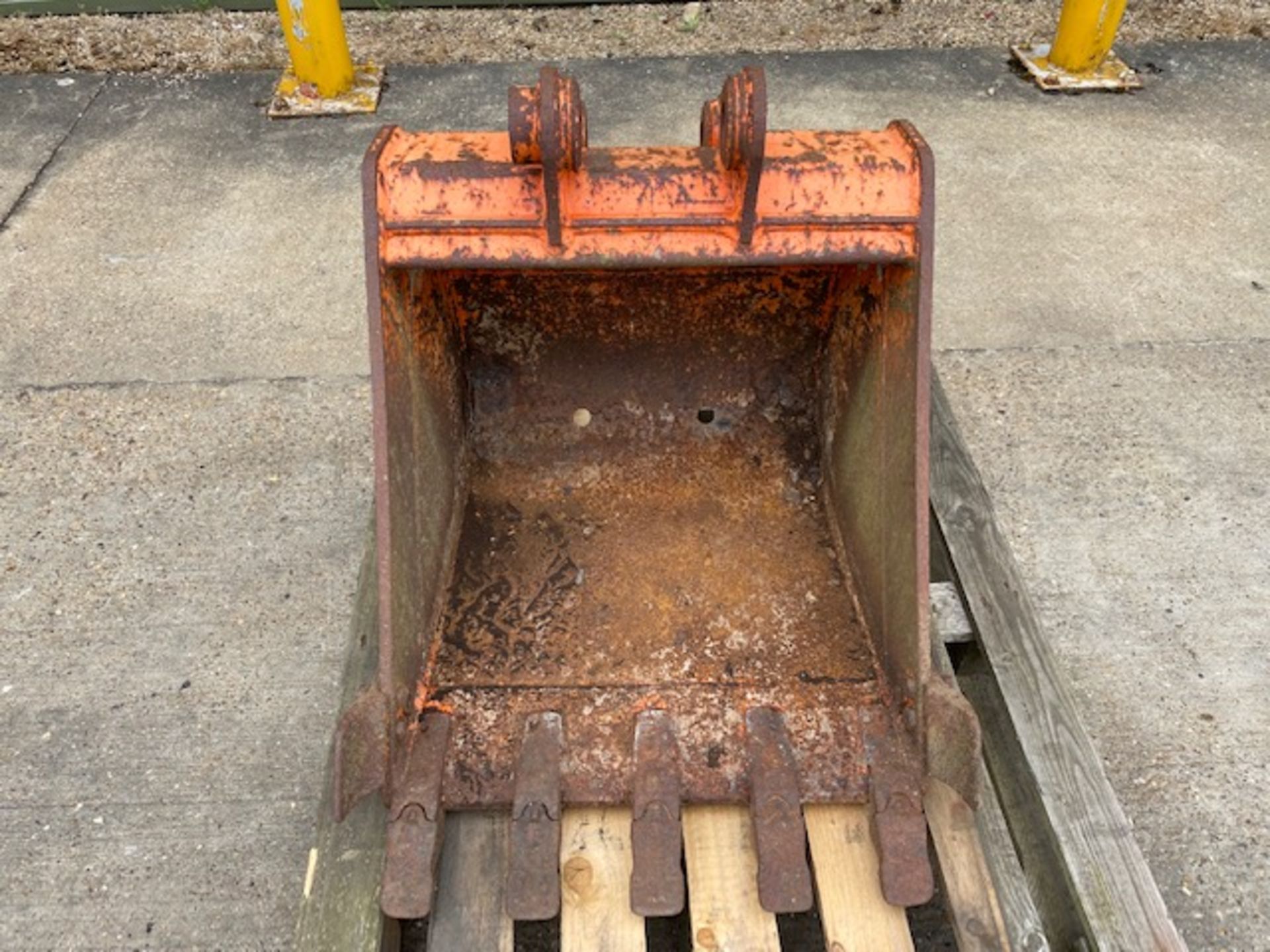 Excavator Bucket - Image 2 of 5