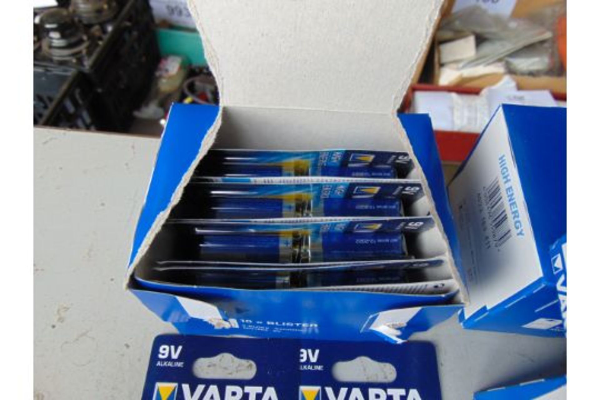 40 Varta 9 Volt Batteries - Image 3 of 5