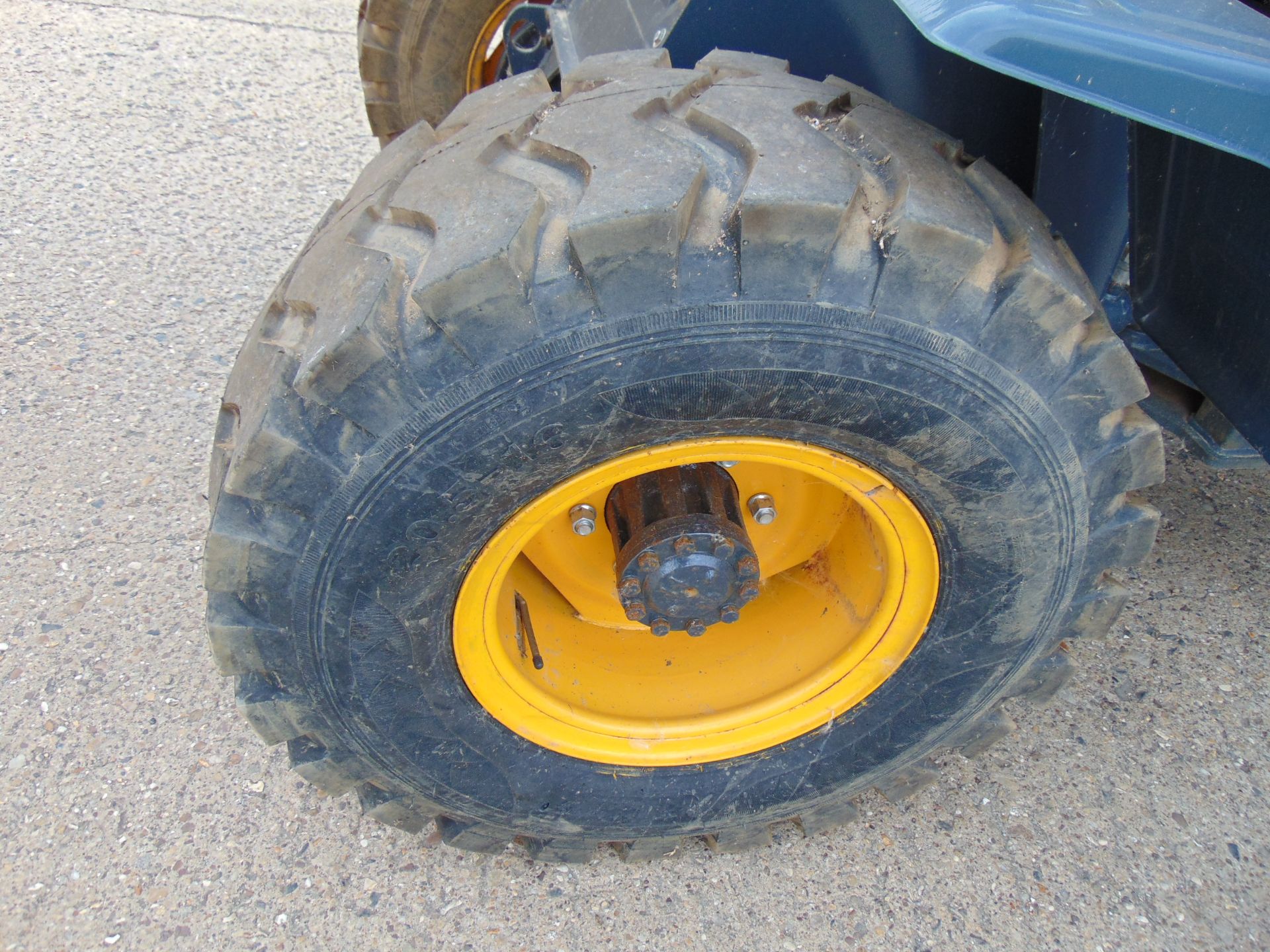 You are bidding for a New and Unused TW 36 4x4 Diesel Artic Wheel Loader - Bild 22 aus 26