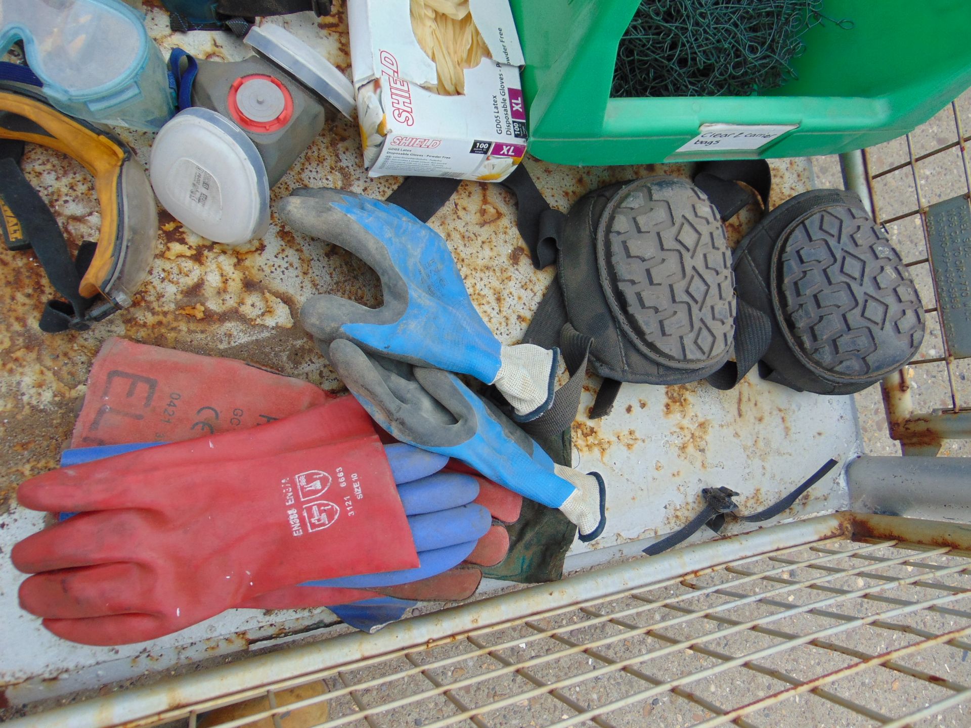 Welding Aprons, Safety Goggles, Gloves etc - Image 6 of 6