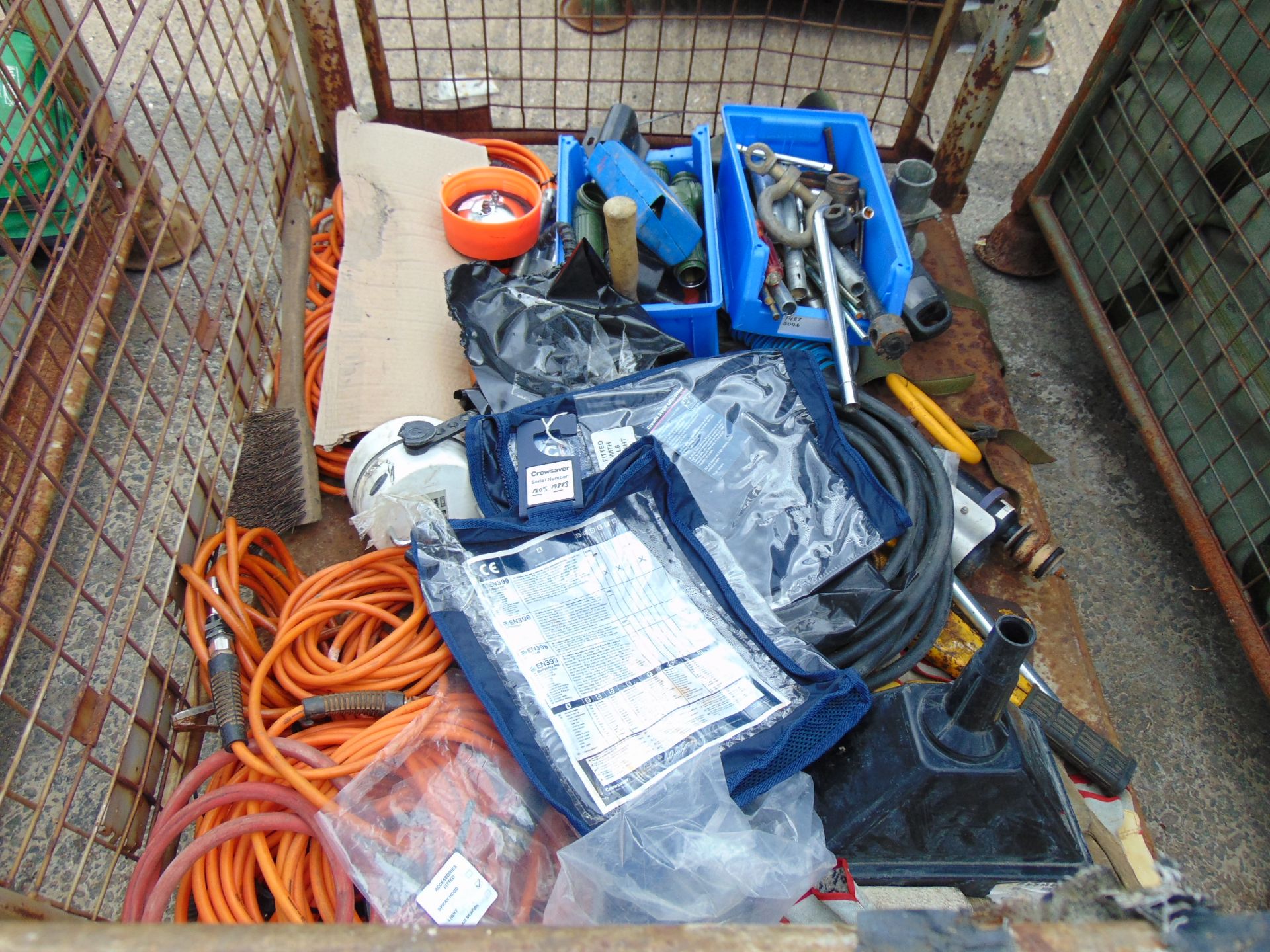 Tools, Air Lines, Spot Lamp etc - Image 2 of 4