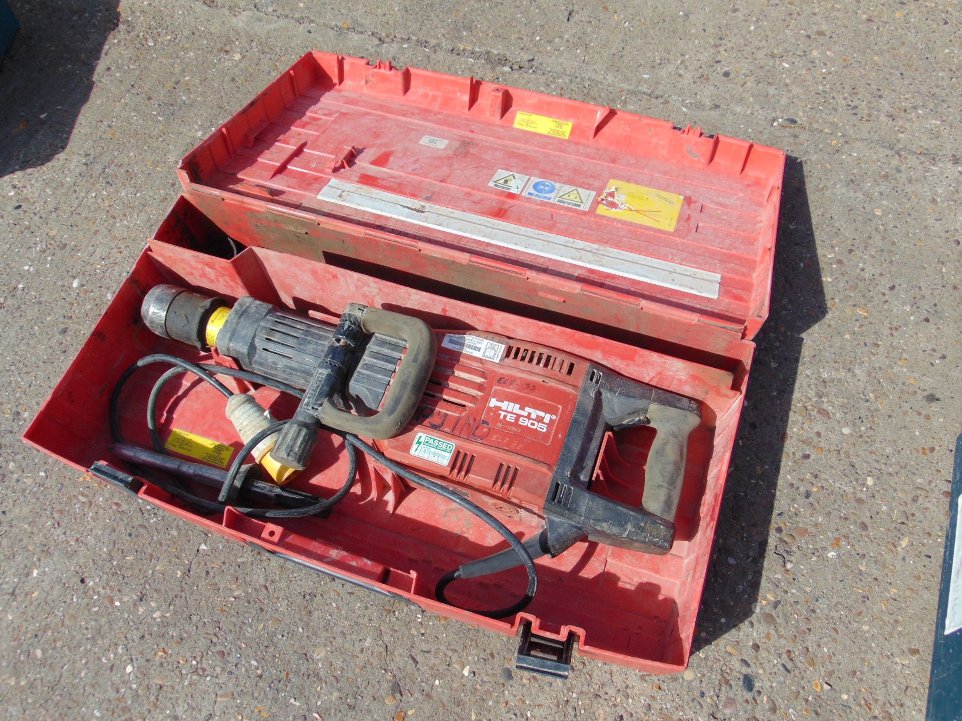 Hilti TE905 Hammer Drill