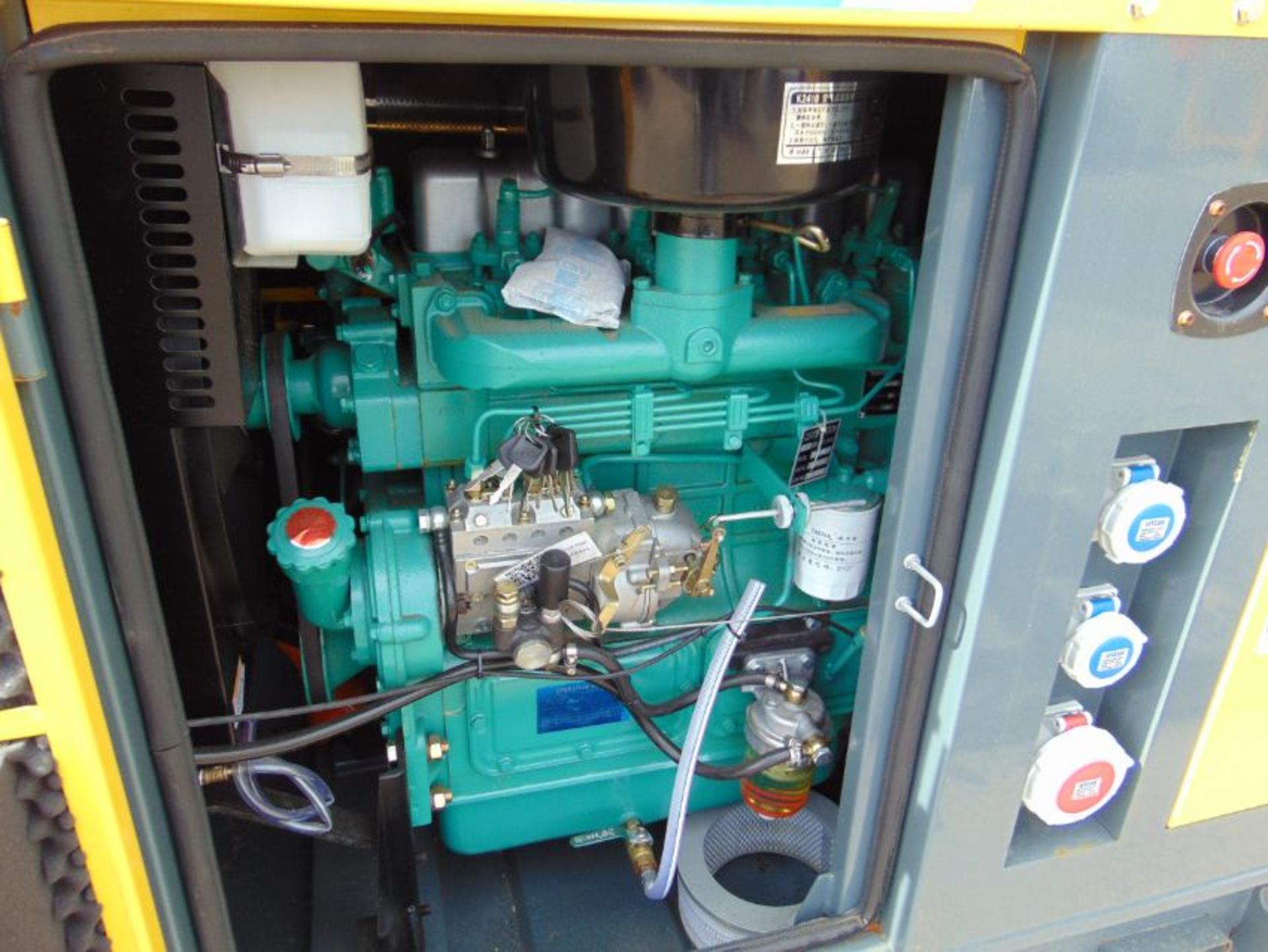 2021 UNISSUED 40 KVA 3 Phase Silent Diesel Generator Set - Image 9 of 14