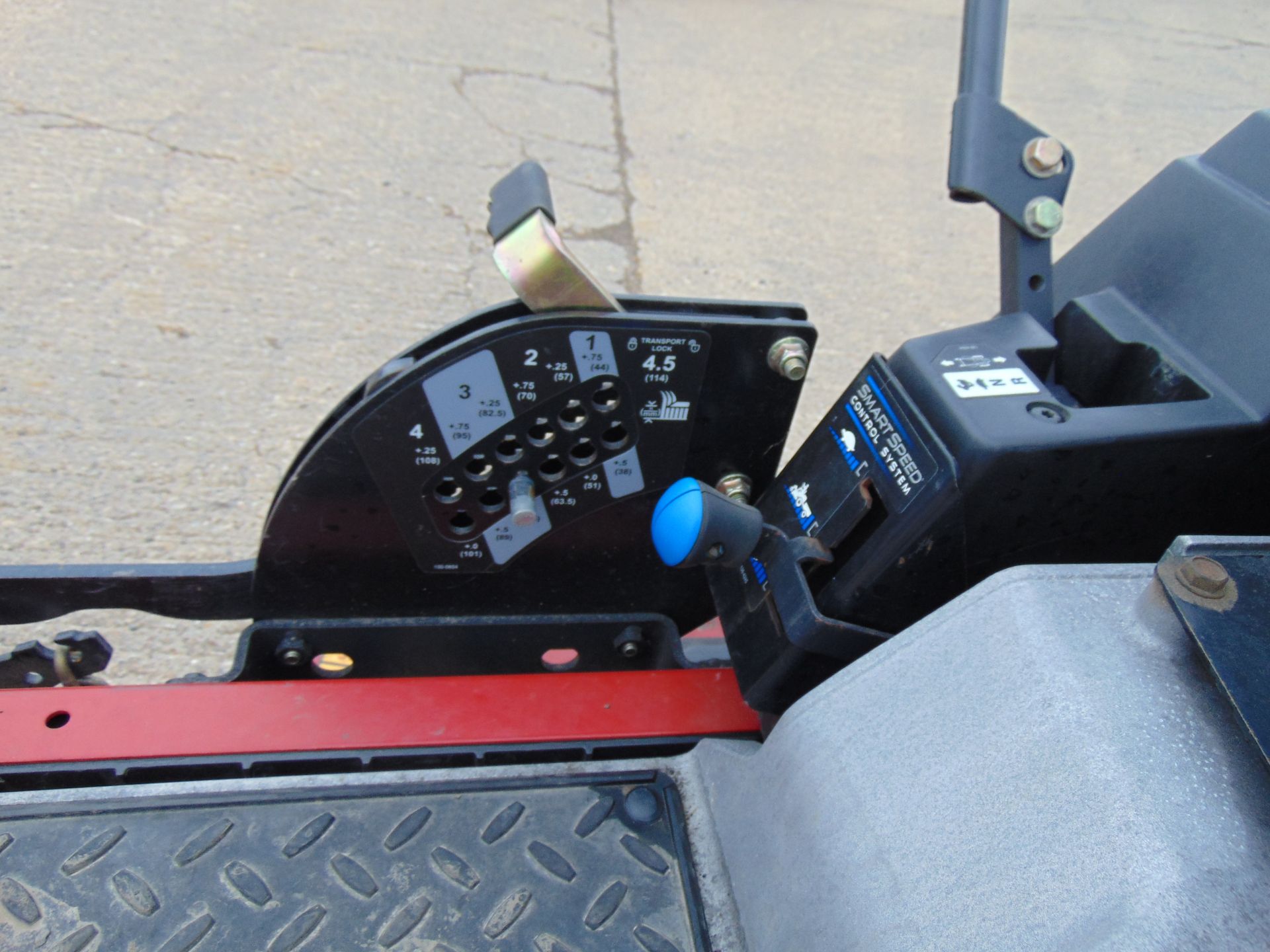 Toro Timecutter Zero Turn Ride on Mower ONLY 393 HOURS! - Image 8 of 16