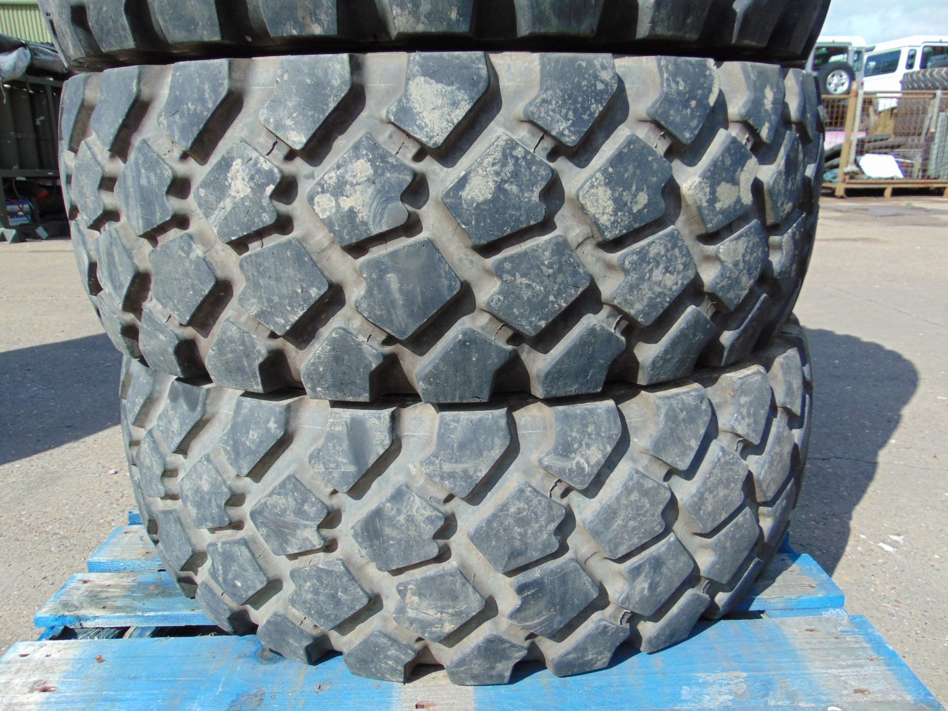 4x Michelin 335/80 R20 XZL Tyres - Image 3 of 5