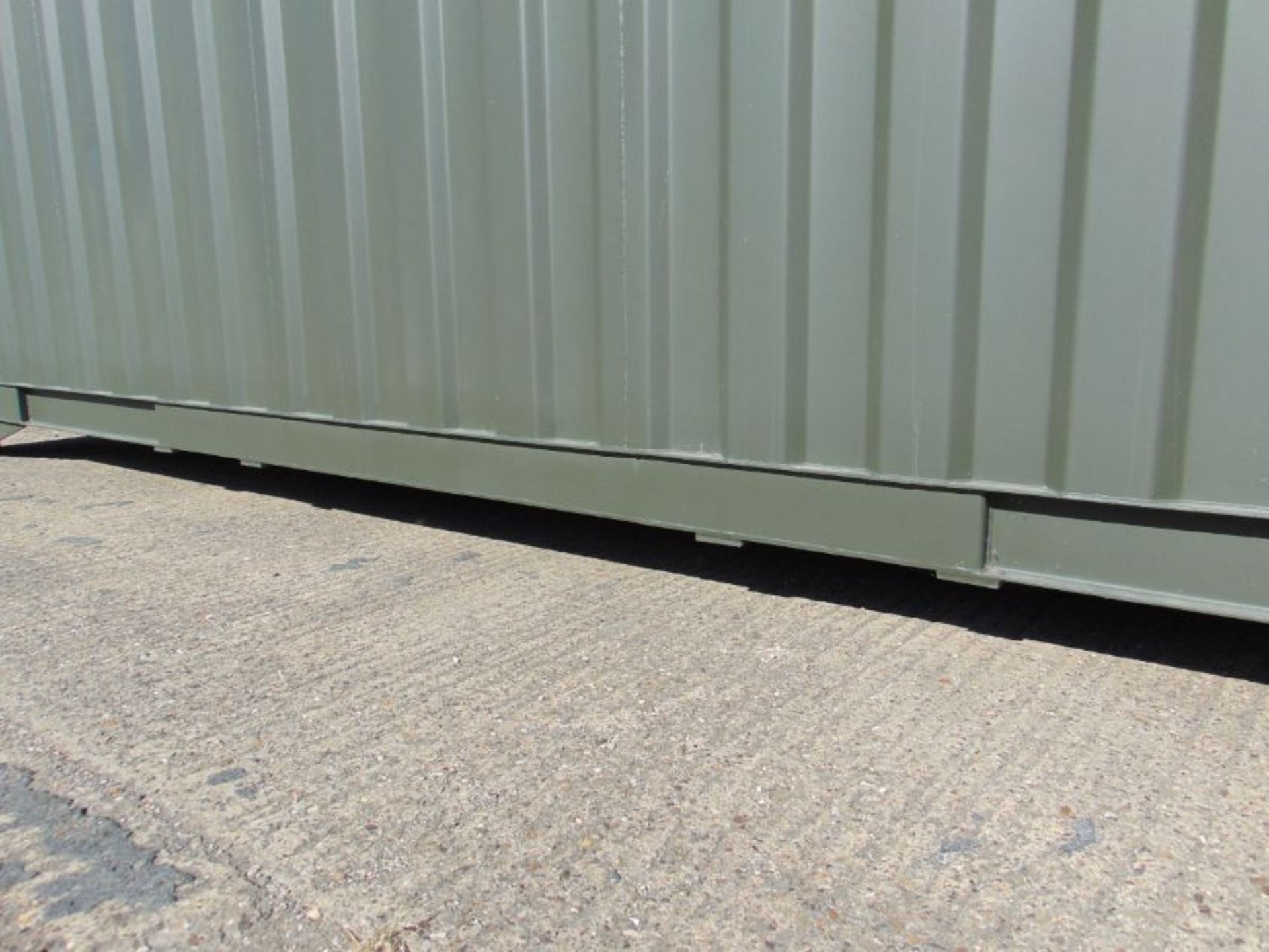 Demountable Front Line Ablution Unit in 20ft Container with hook loader, Twist Locks Etc - Image 8 of 26