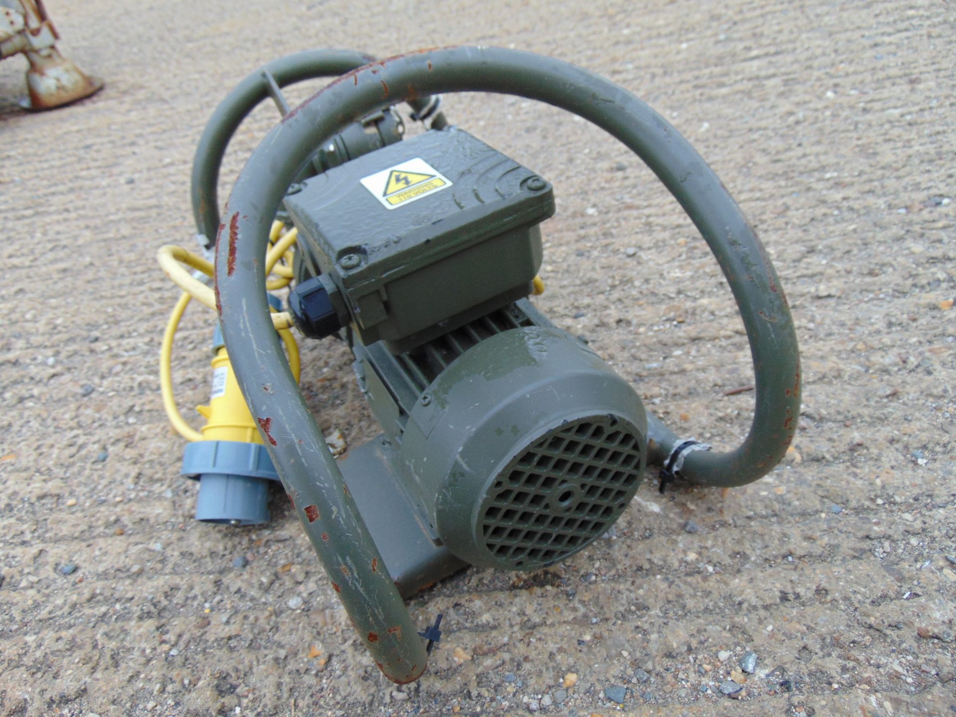 AEG 110V Water Pump - Image 3 of 5