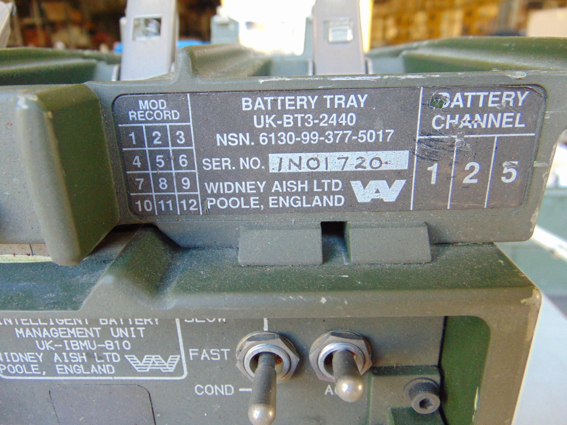 CLANSMAN INTELLIGENT BATTERY MANAGEMENT UNIT C/W BATTERY TRAY AND CONNECTOR - Image 4 of 5