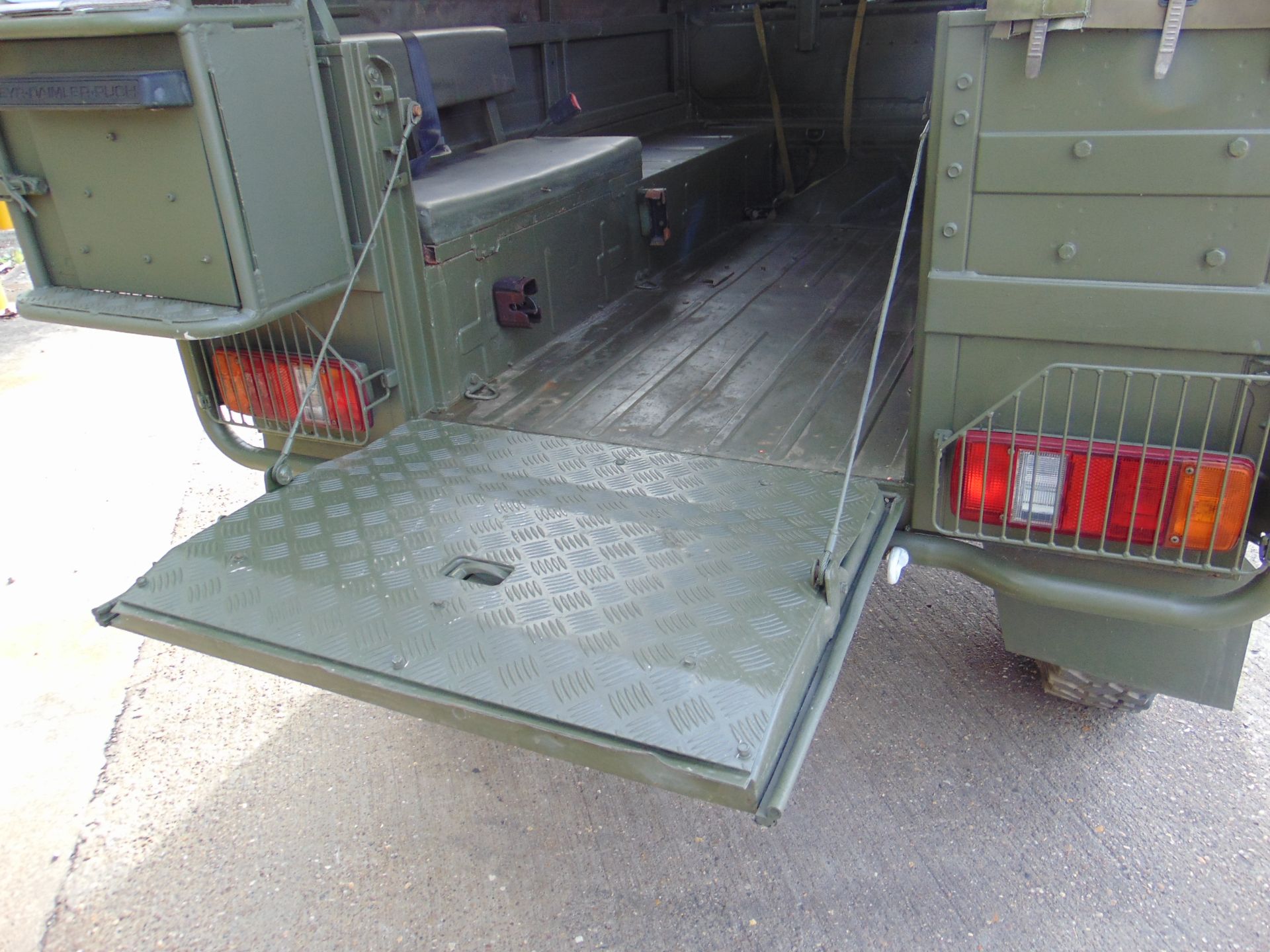 Military Specification Pinzgauer 716 4X4 Soft Top ONLY 26,686 MILES! - Image 18 of 37