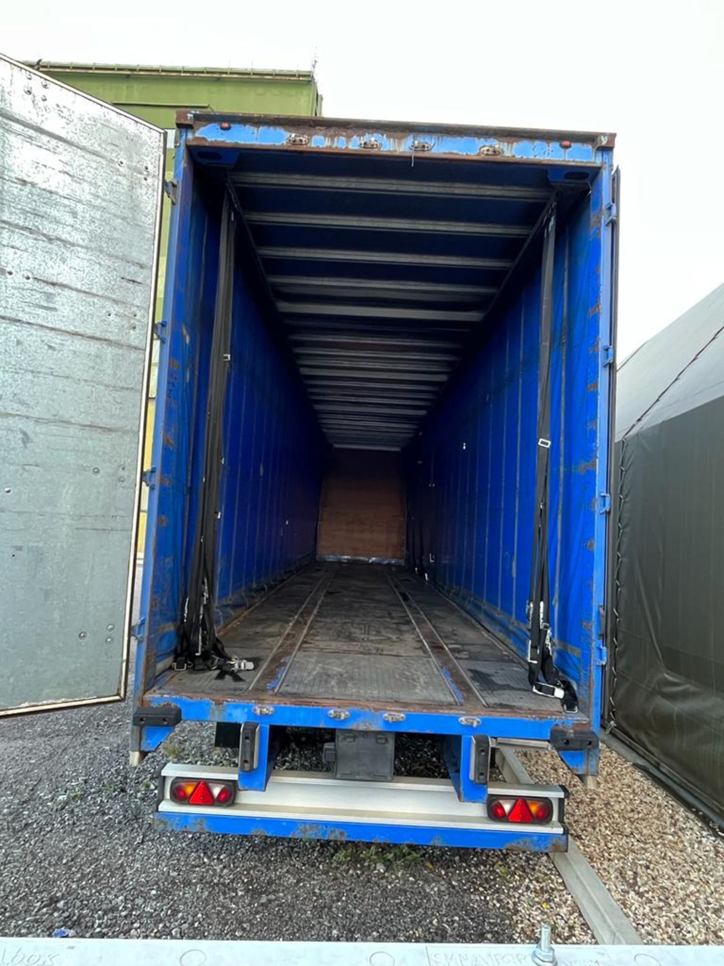 2007 Montacron Tri Axle Curtainsider Trailer - Image 4 of 13