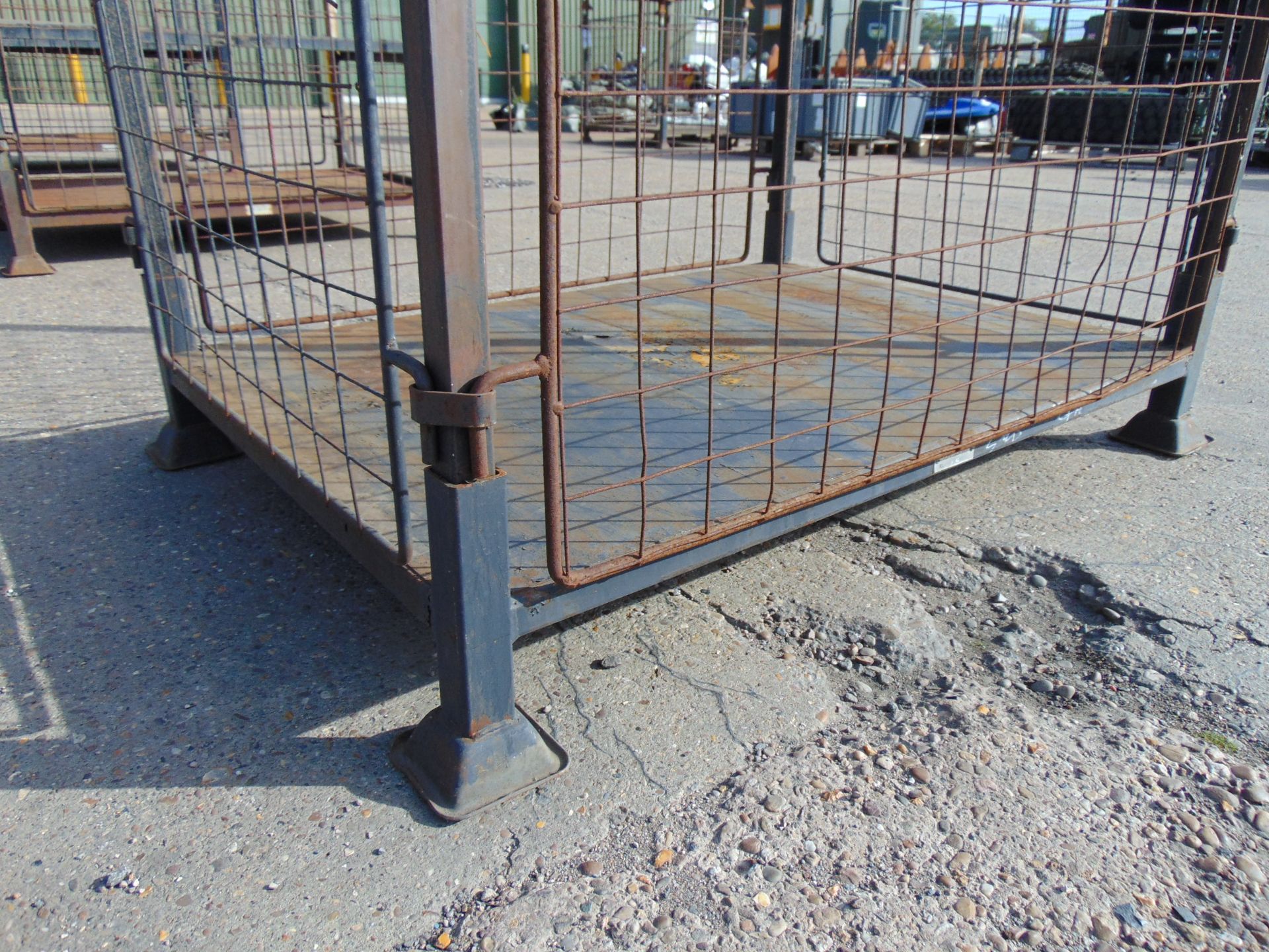 Steel Stacking Stillage with removeable sides and corner posts - Image 3 of 3