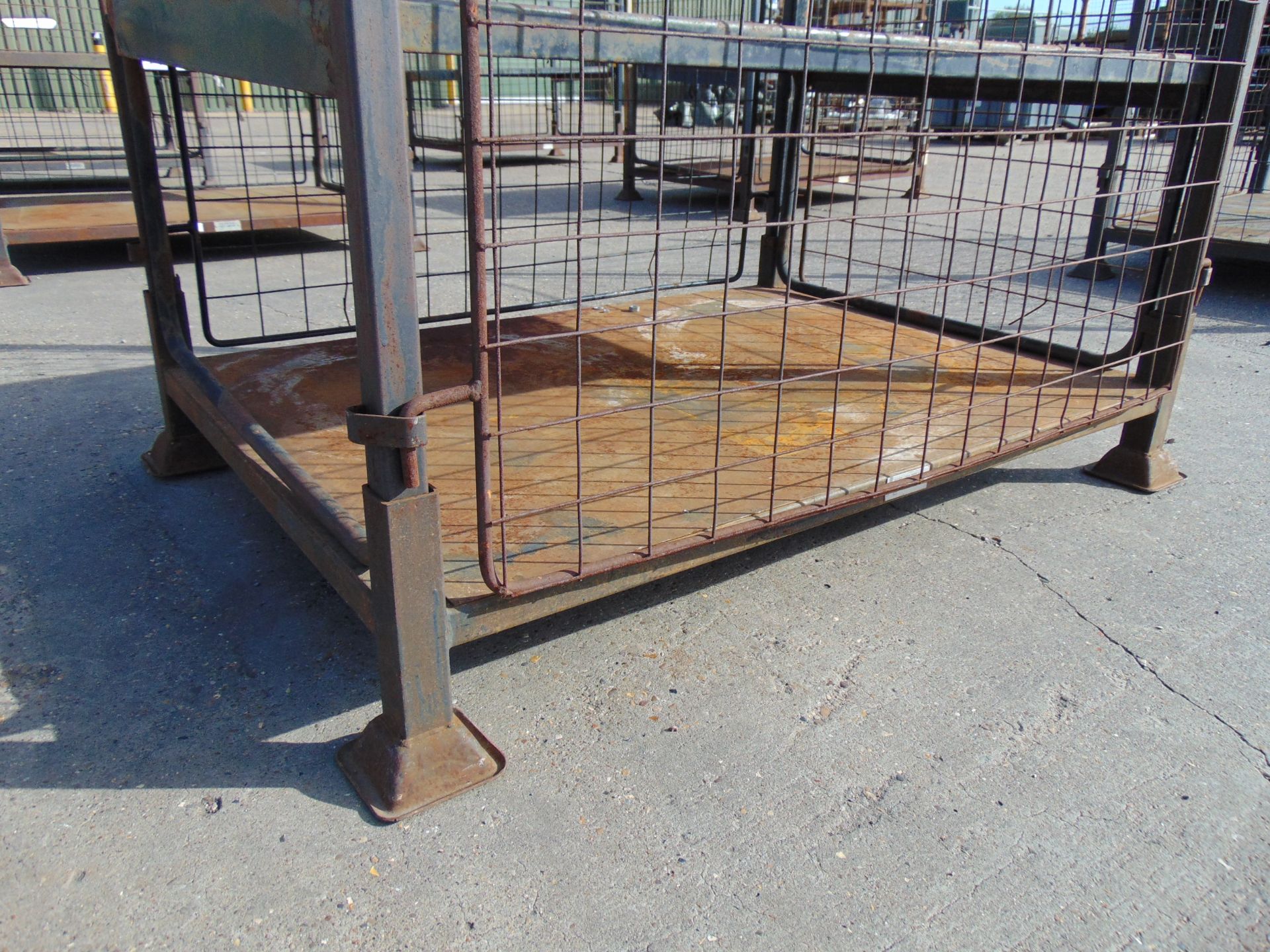 Steel Stacking Stillage with removeable sides and corner posts - Image 3 of 3