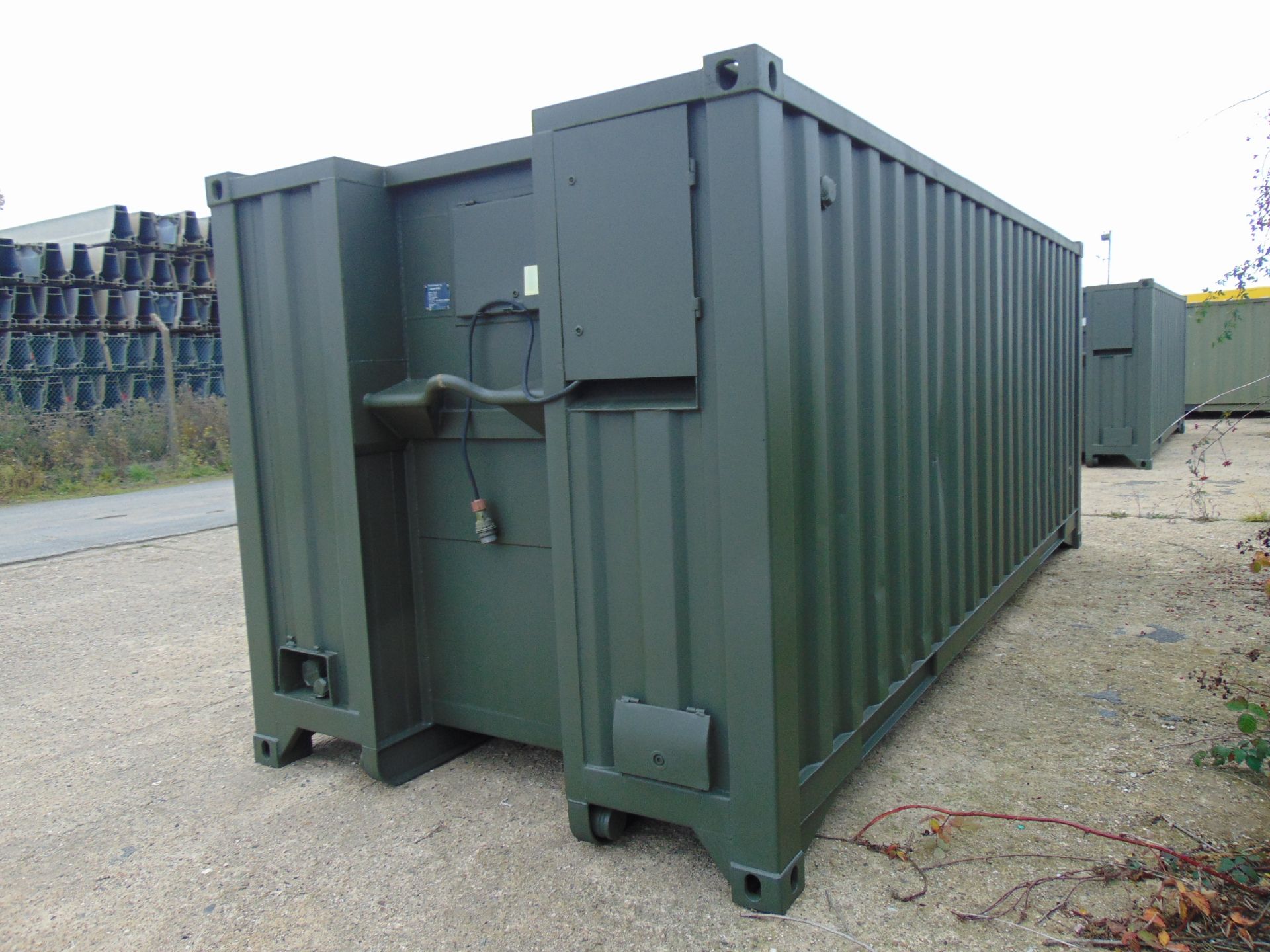 Demountable Front Line Ablution Unit in 20ft Container with hook loader, Twist Locks Etc - Image 23 of 28