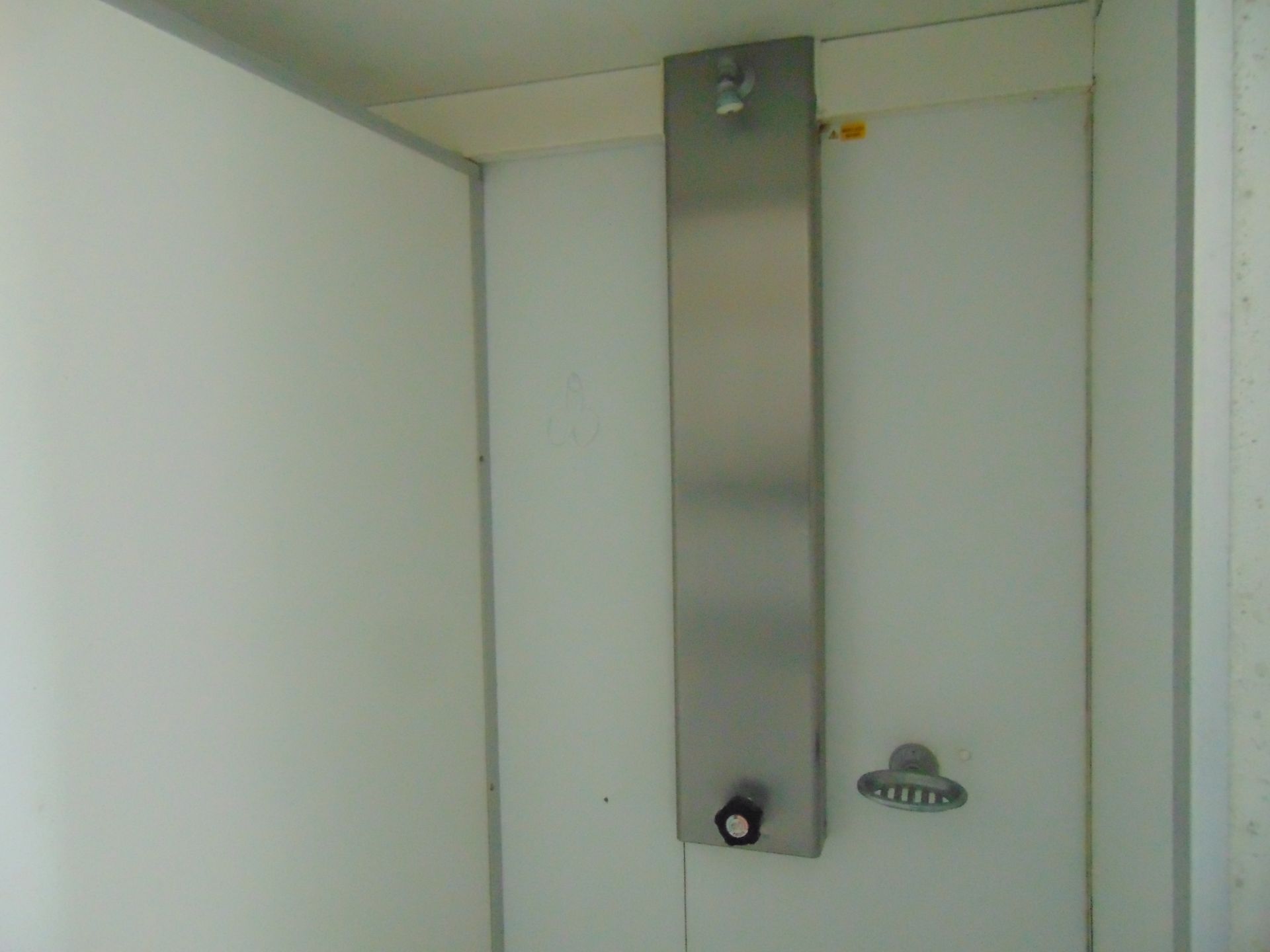 Demountable Front Line Ablution Unit in 20ft Container with hook loader, Twist Locks Etc - Image 14 of 28