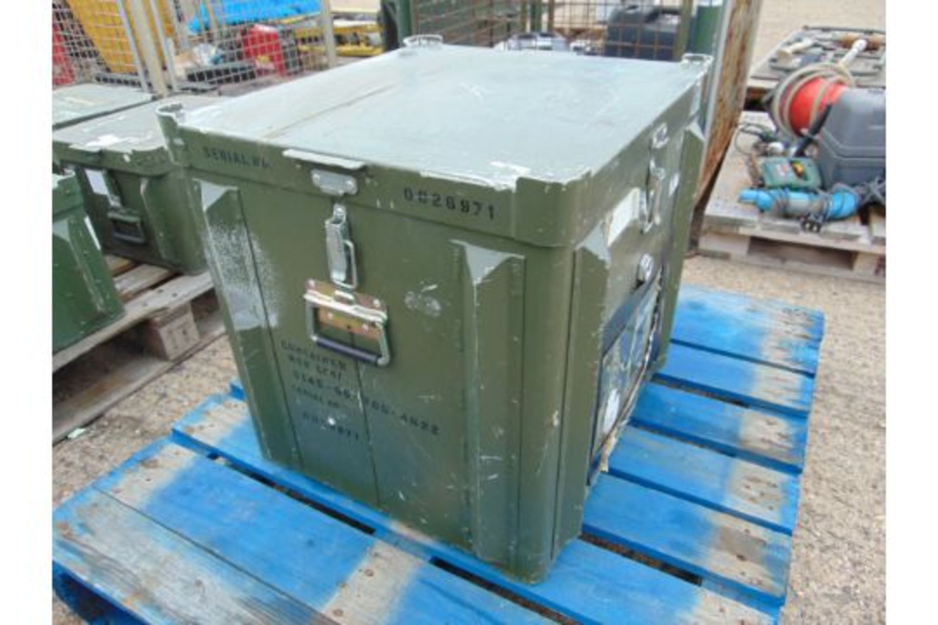 Aluminium Heavy Duty Secure Storage Box as shown - Image 2 of 6