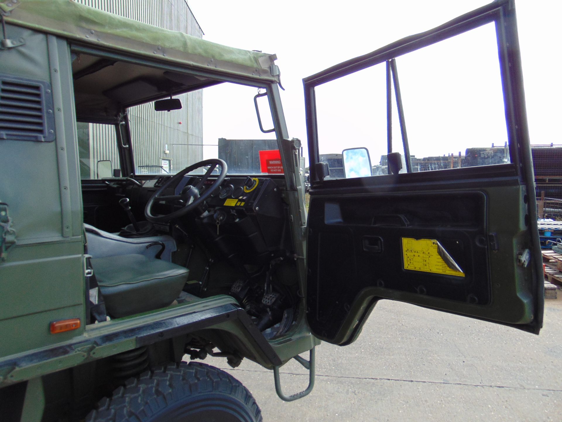 Military Specification Pinzgauer 716 4X4 Soft Top ONLY 26,686 MILES! - Image 23 of 37