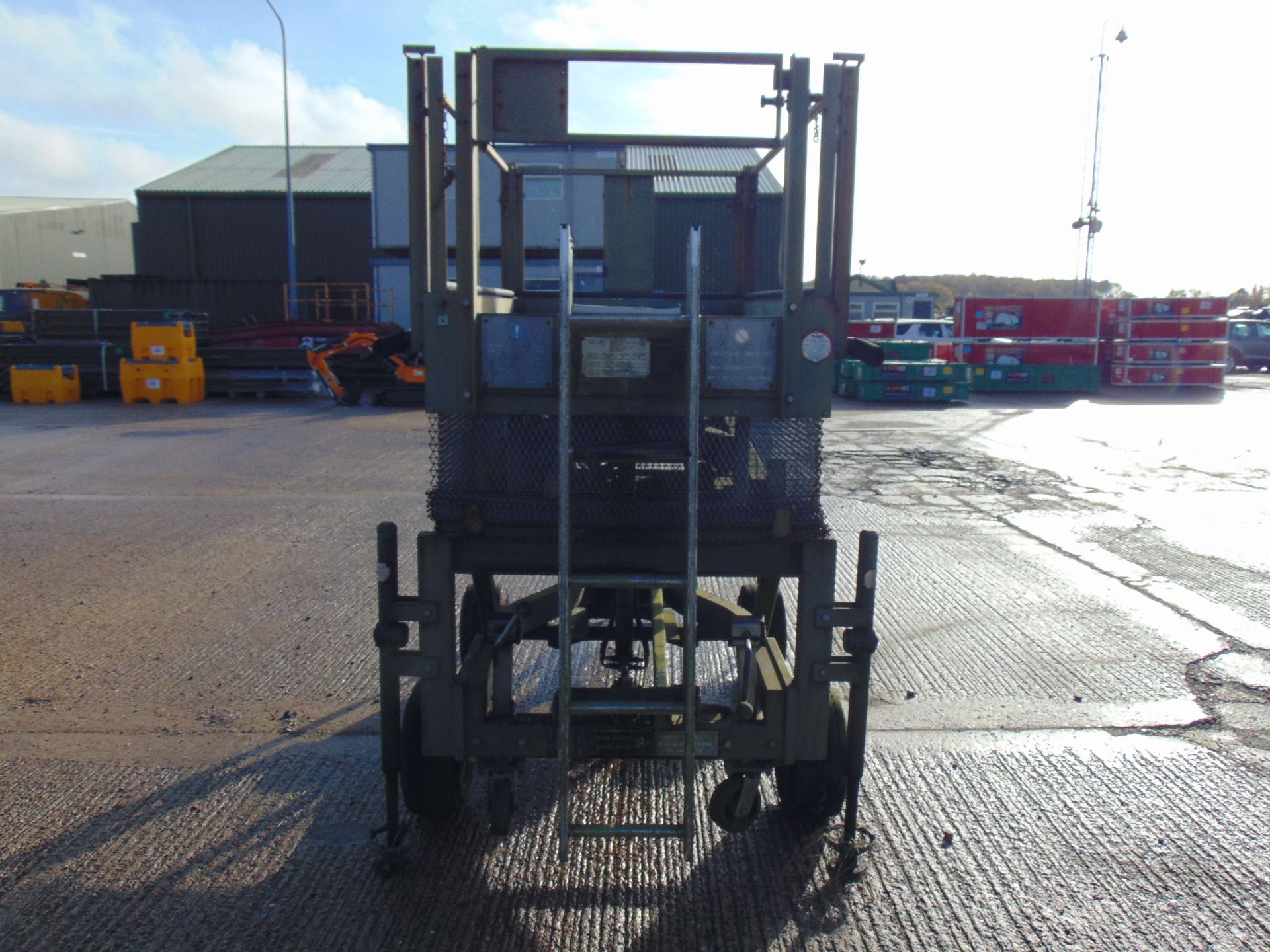 UK Lift Aircraft Hydraulic Access Platform from RAF as Shown - Bild 4 aus 13