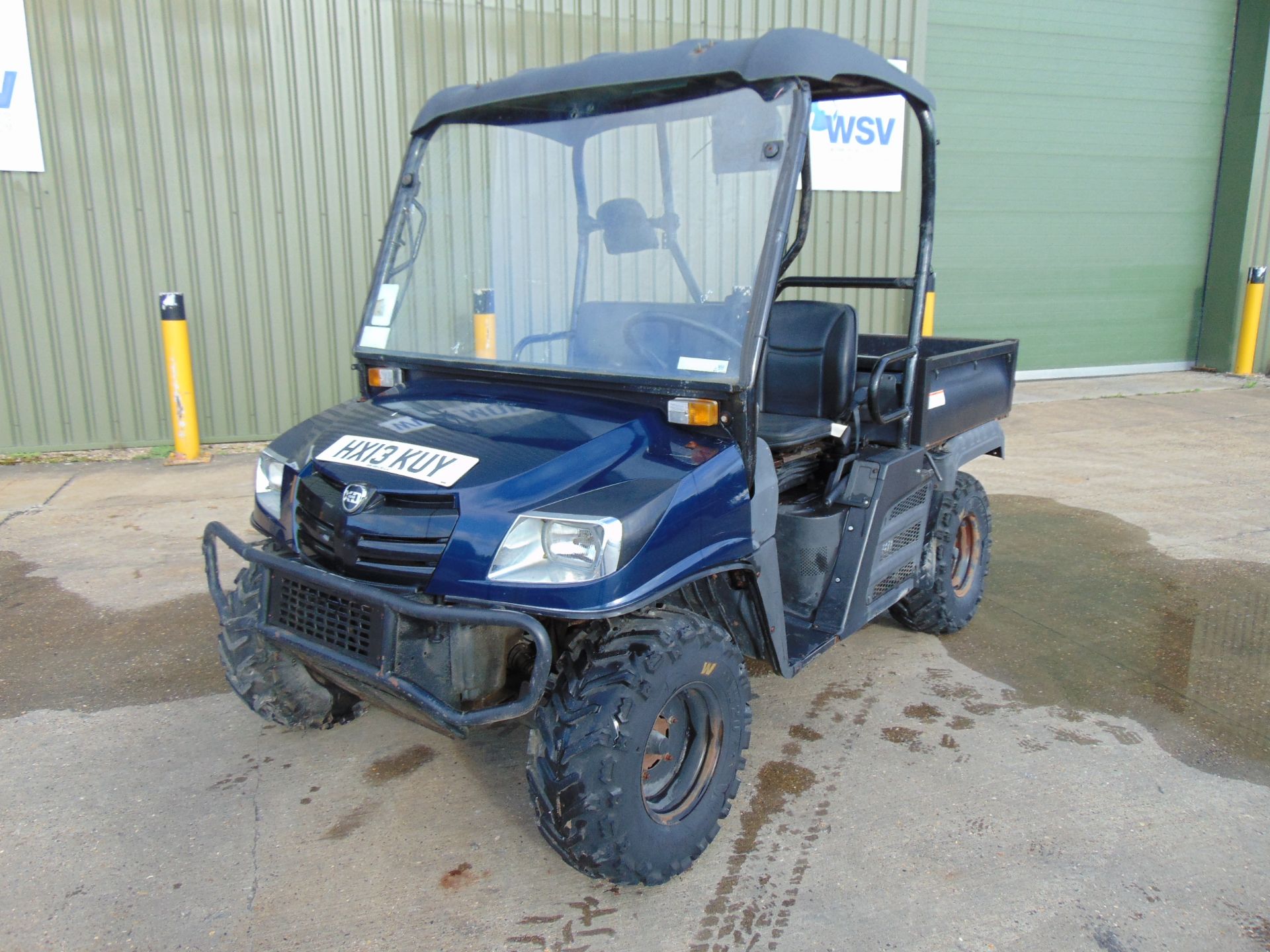 2013 Cushman XD1600 4x4 Diesel Utility Vehicle Showing 217 hrs - Image 4 of 17