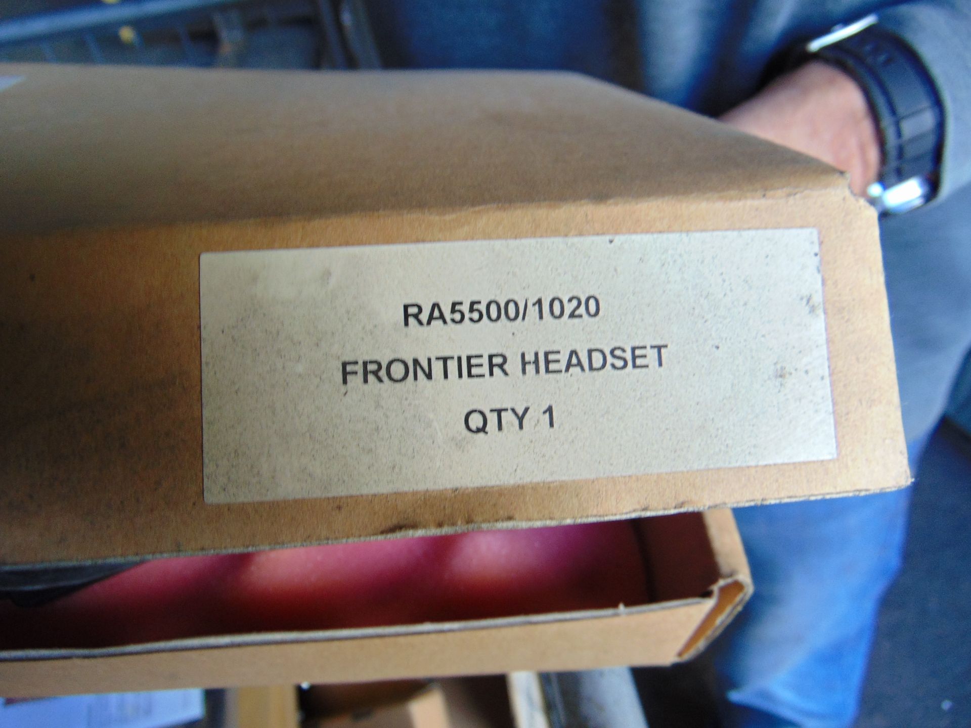 1 x Stillage Frontier 1000 Headsets Quantity Unknown - Image 4 of 6