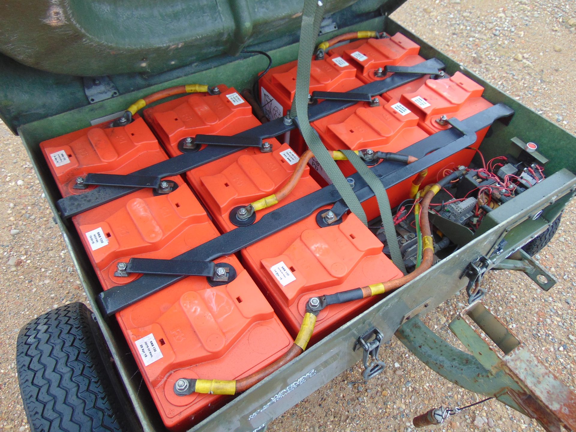 Aircraft Battery Electrical Starter Trolley c/w Batteries and Cables, From RAF - Image 7 of 8