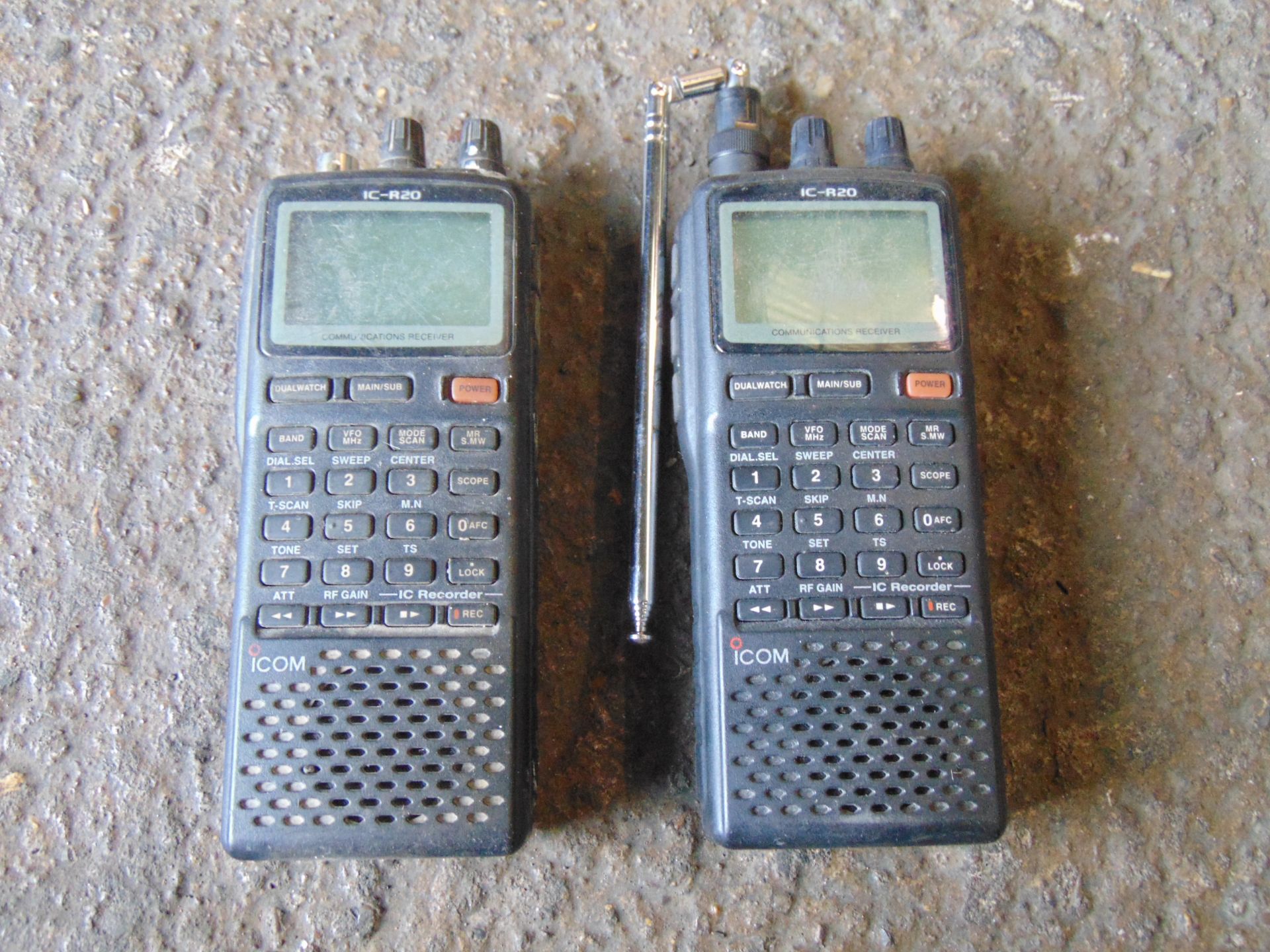 2 x Icom IC-R20 Handy All Mode Receiver Ideal for Amateur Ham Radio Etc