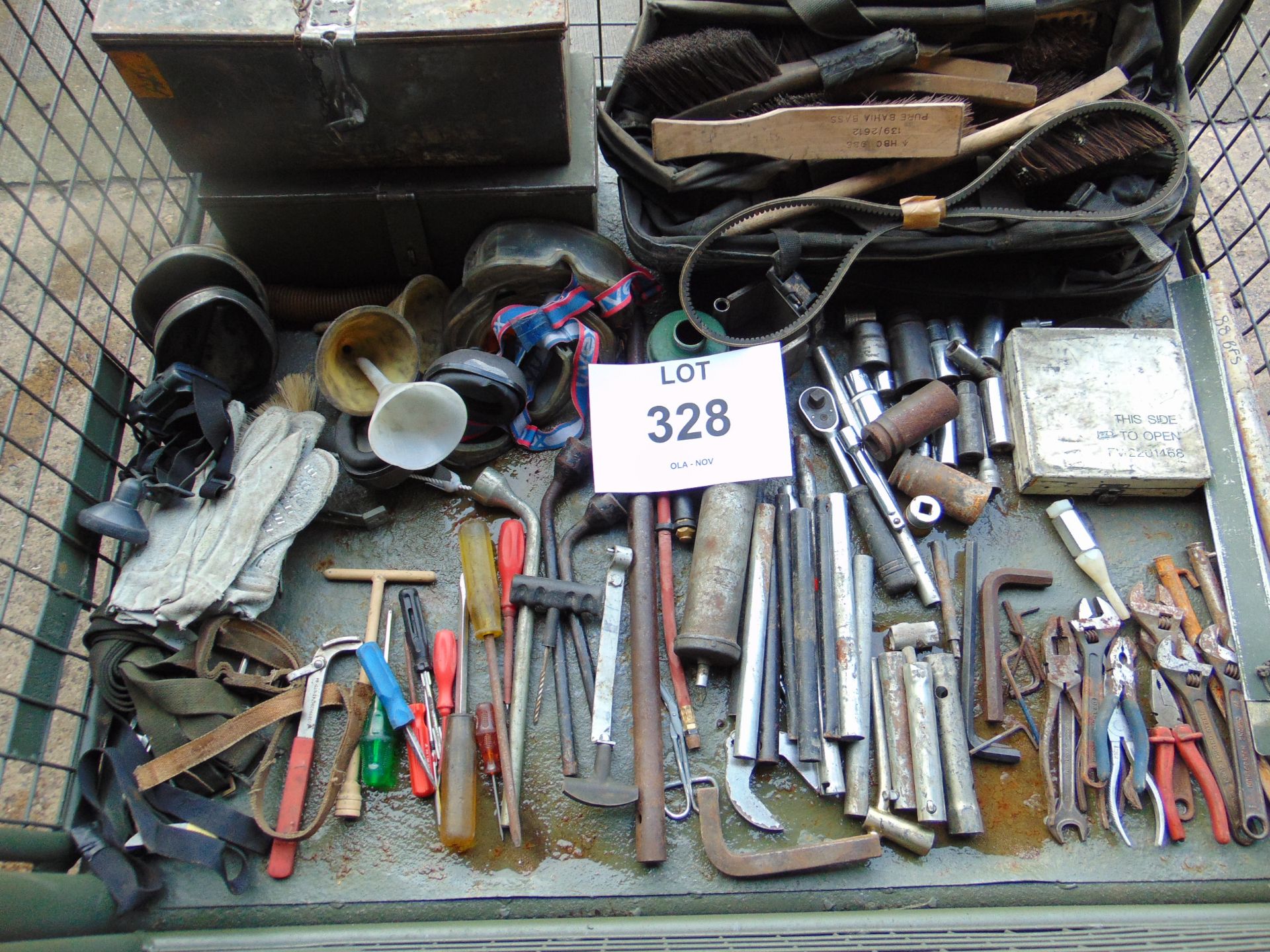 1 x Stillage of Tools as shown - Image 5 of 5