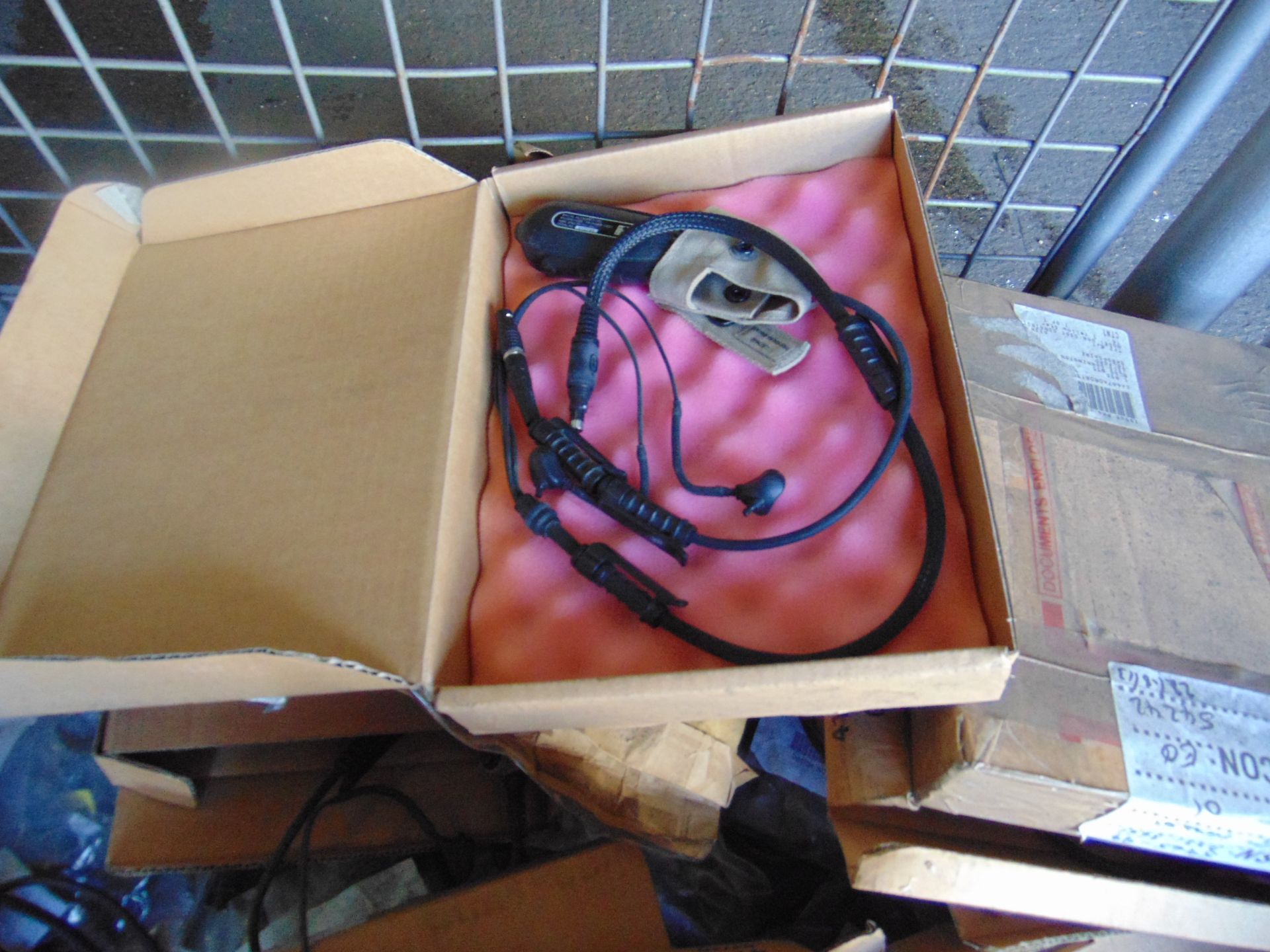 1 x Stillage Frontier 1000 Headsets Quantity Unknown - Image 3 of 6