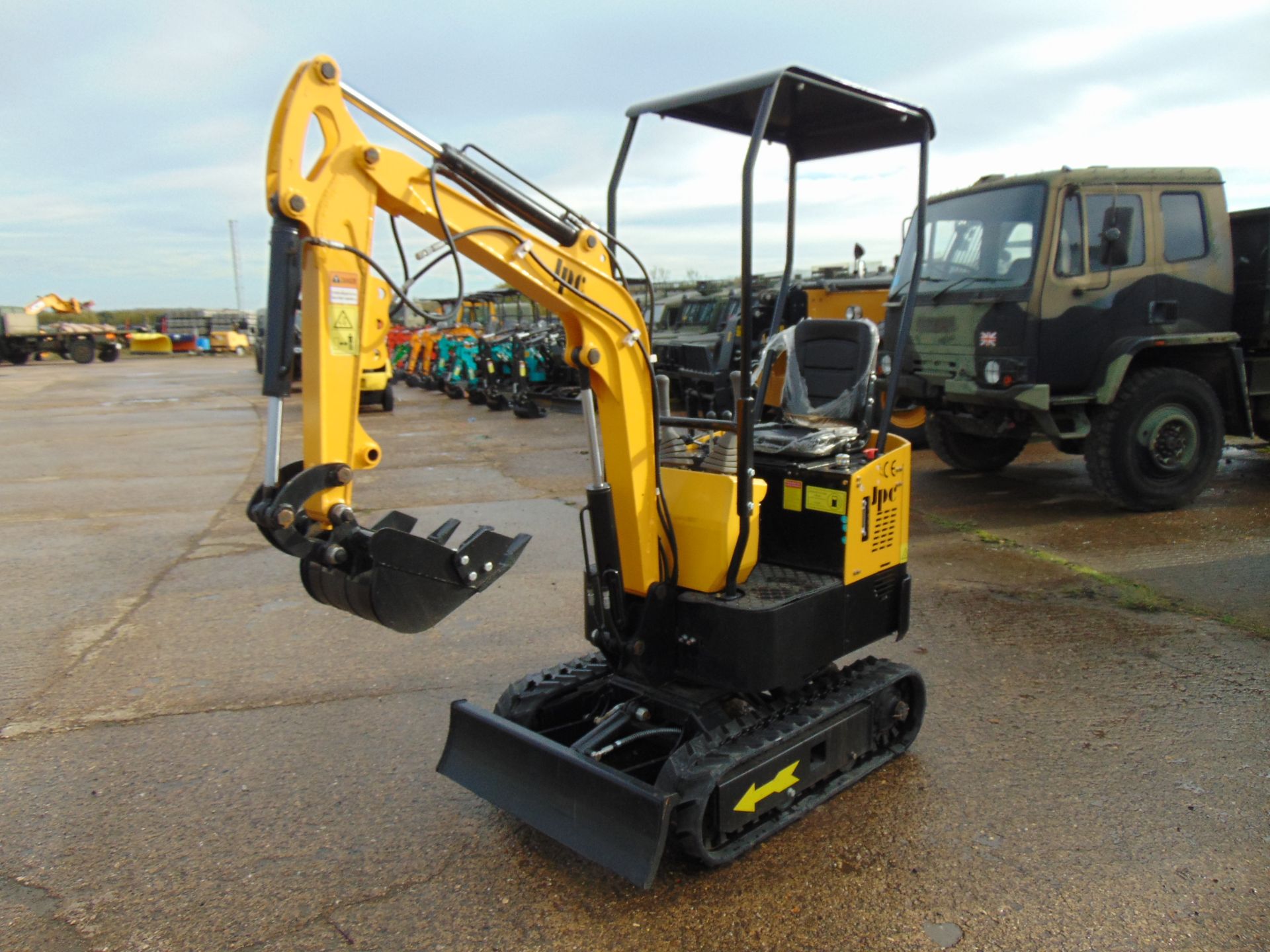 2022 HT12 Mini Excavator - Image 6 of 20