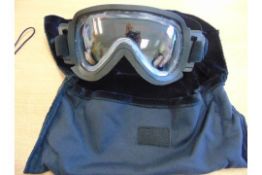 NEW UNISSUED CAM LOCK PARACHUTISTS ANTI MIST GOGGLES . USED BY SAS NATO NUMBERS DATE 2012