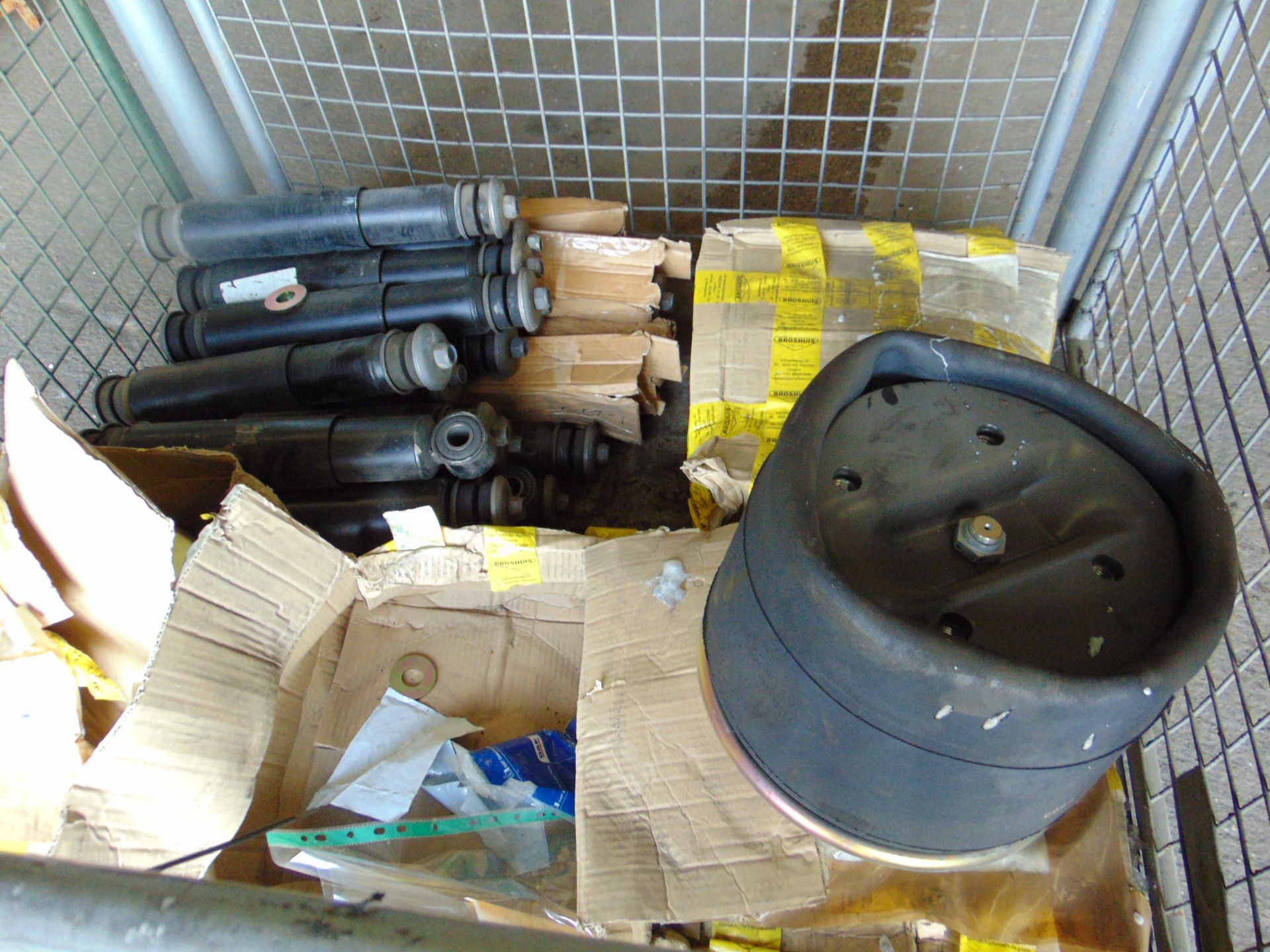 20 x Unissued Leyland Daf Shock Absorbers 4x unissued Broshuis Air Suspension Units - Image 6 of 6